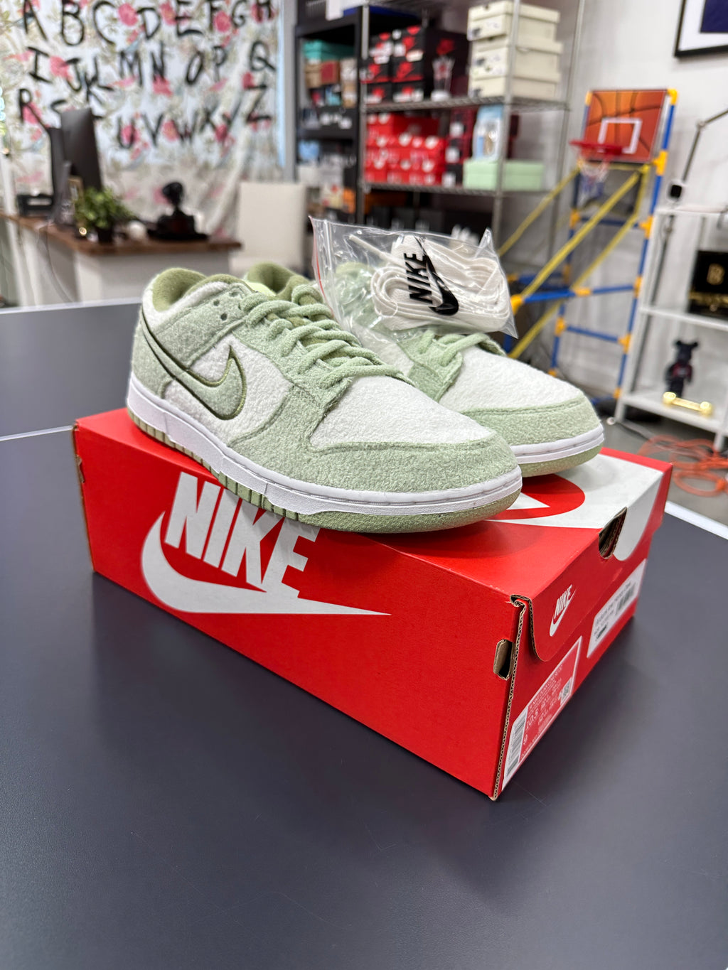 Nike Dunk Low Honeydew Sz M9 W10.5