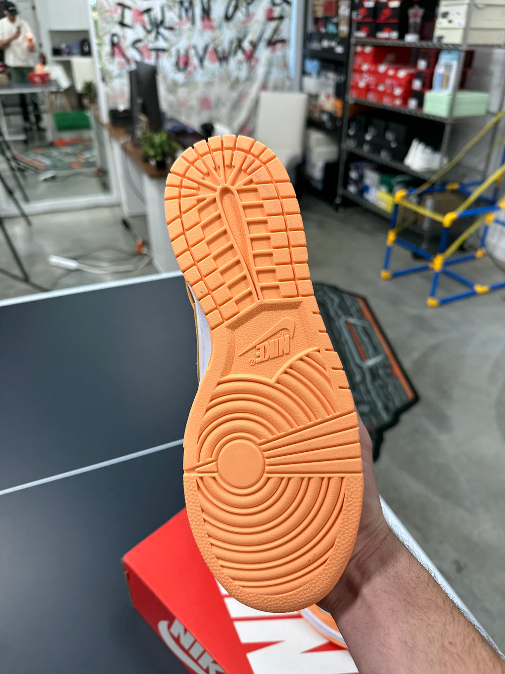 Nike Dunk Low Peach Cream W9 M7.5