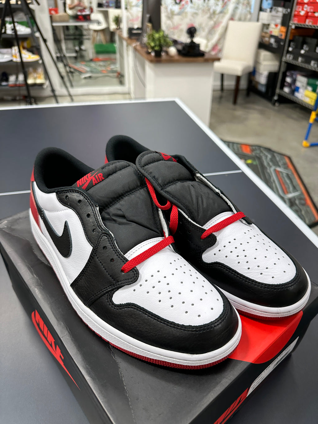 Jordan 1 Retro Low Black Toe (2023) Sz 13
