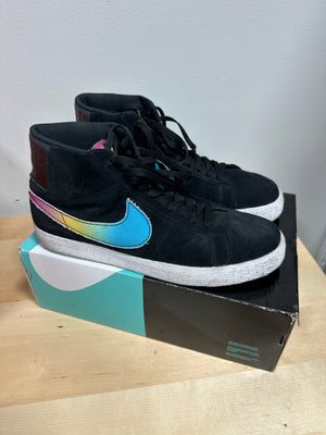 Nike Blazer Mid x Sacai "White Black Legend Blue" - Men's 12 / Women's 13.5 - BV0072-001 (With Box)