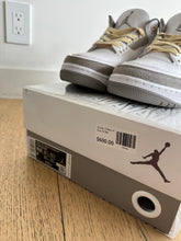 Load image into Gallery viewer, Jordan 3 Retro SP A Ma Maniére Sz 9M
