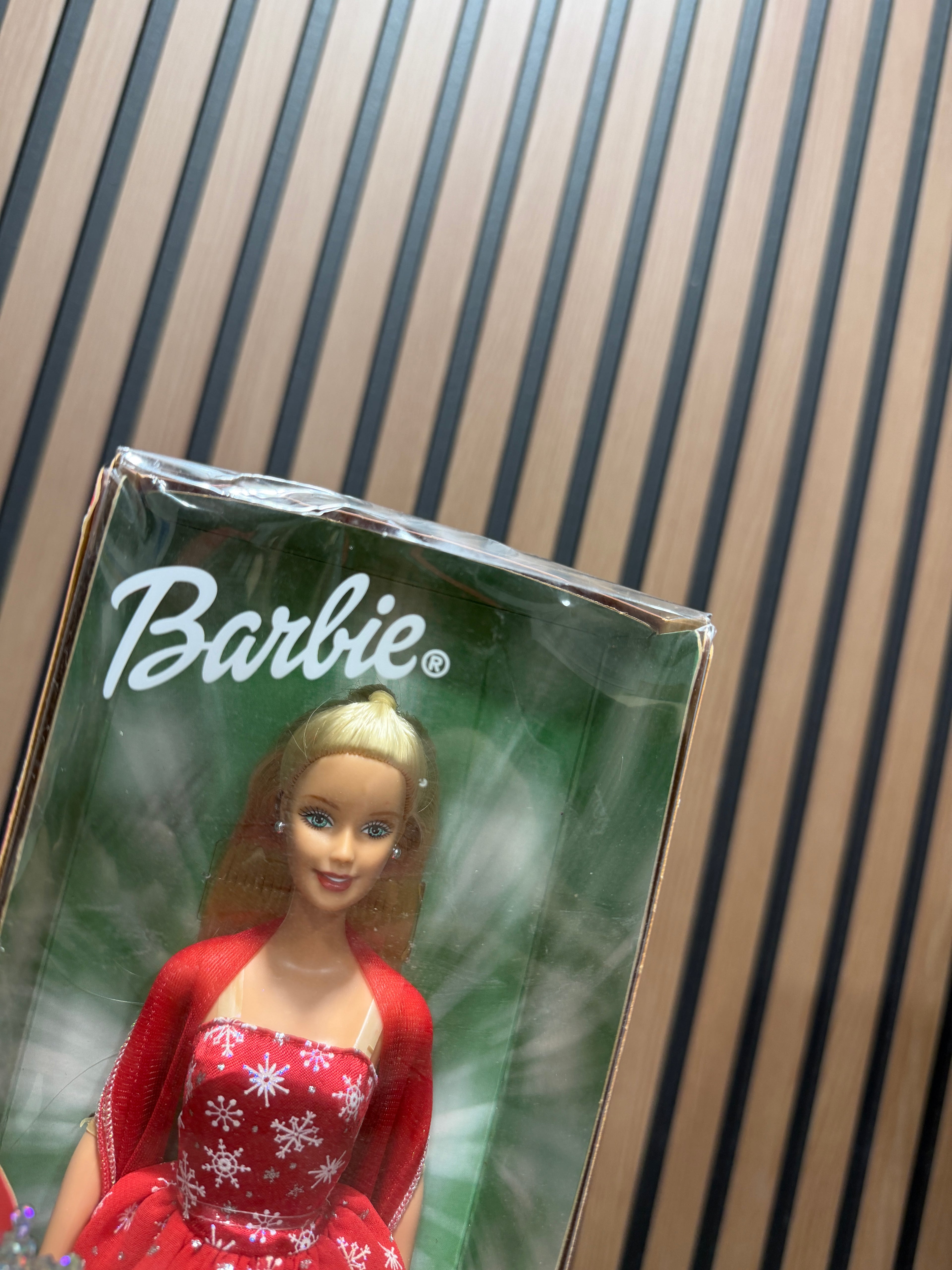 Barbie 2001 Seasons Sparkle Doll with Sparkly Ring Holiday Mattel #55198