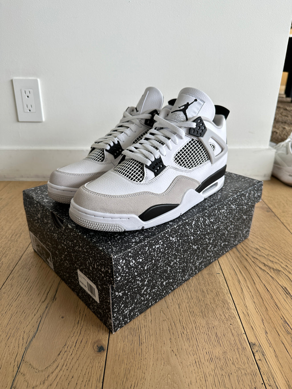 Jordan 4 Retro Military Black Sz 12