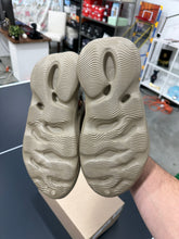 Load image into Gallery viewer, adidas Yeezy Foam RNR Stone Taupe Sz 9
