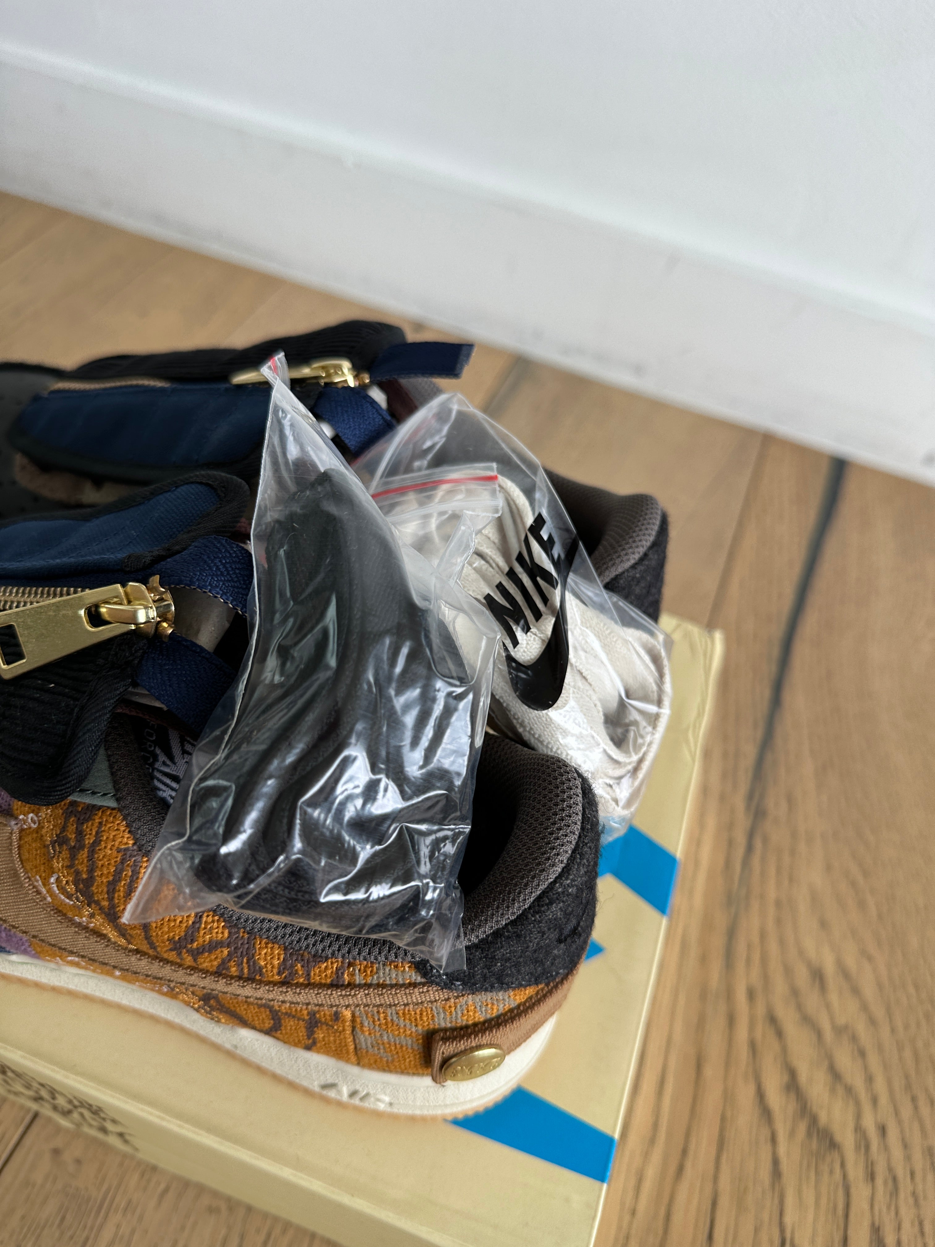 Nike Air Force 1 Low Travis Scott Cactus Jack sz 8.5