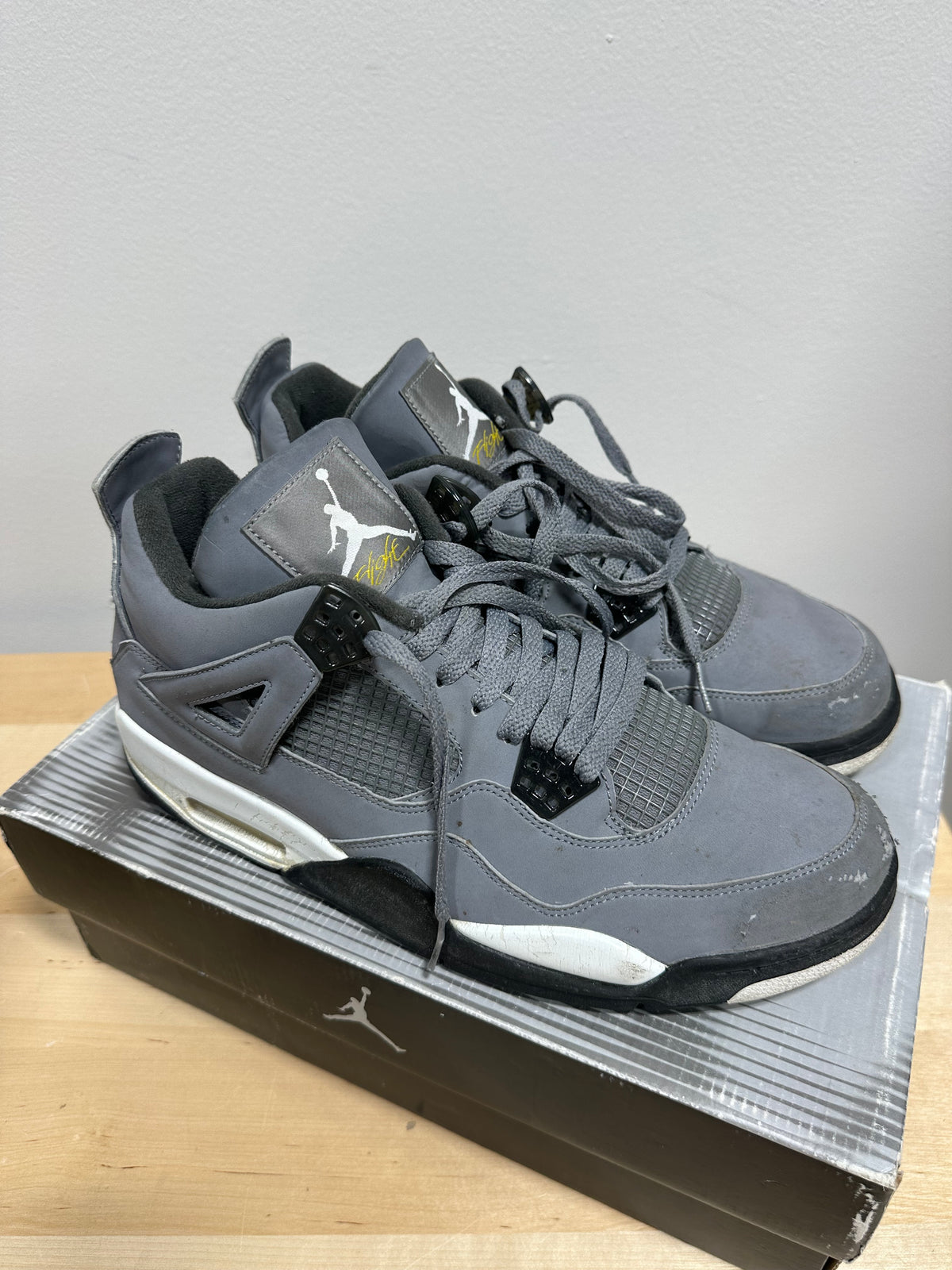 Vintage 2004 Air Jordan 4 Retro "Cool Grey" - Men's Size 11.5 - 308497-001 (With OG Box)