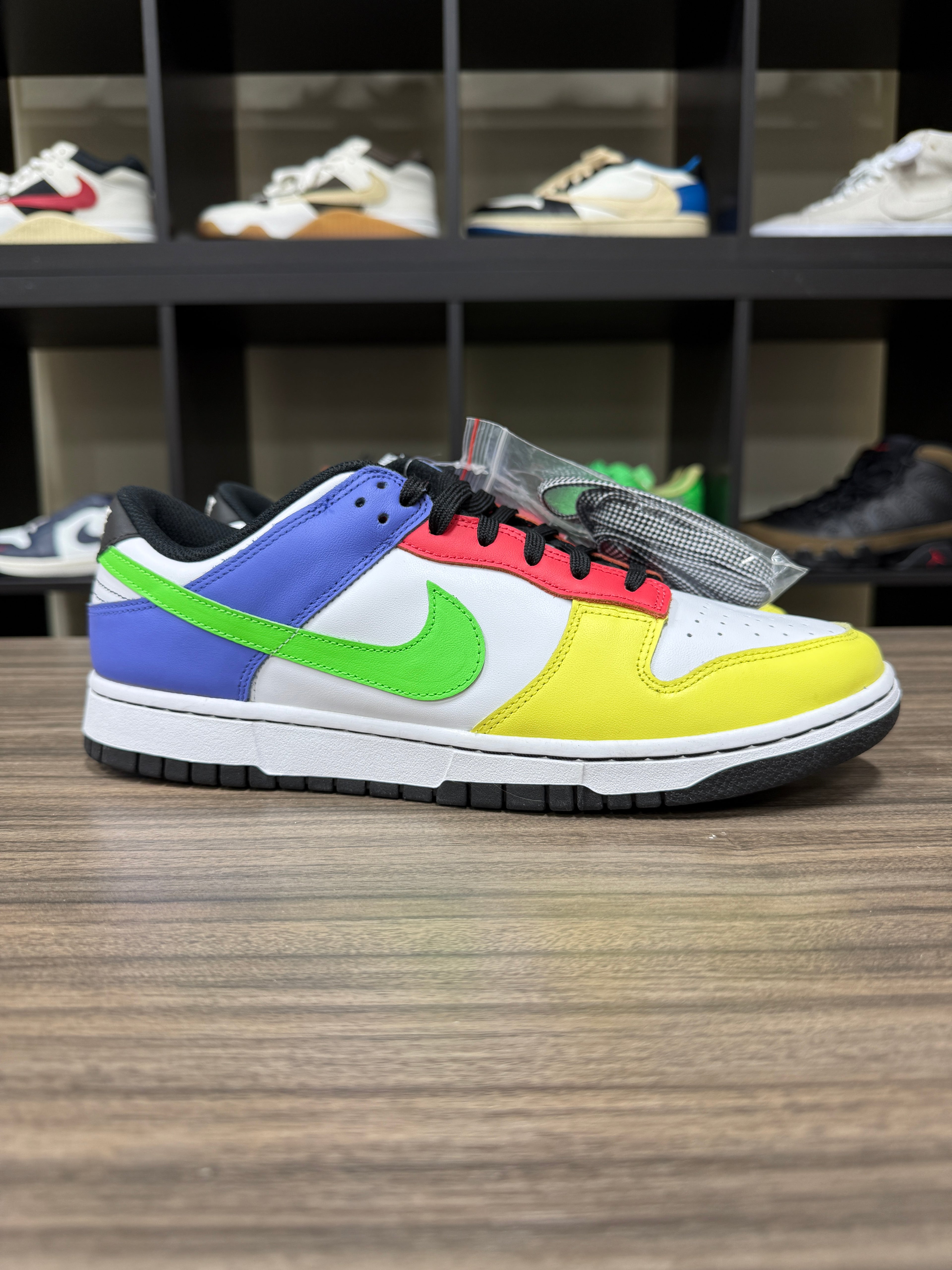 Nike Dunk Low Green Strike Sz 10.5M No Box