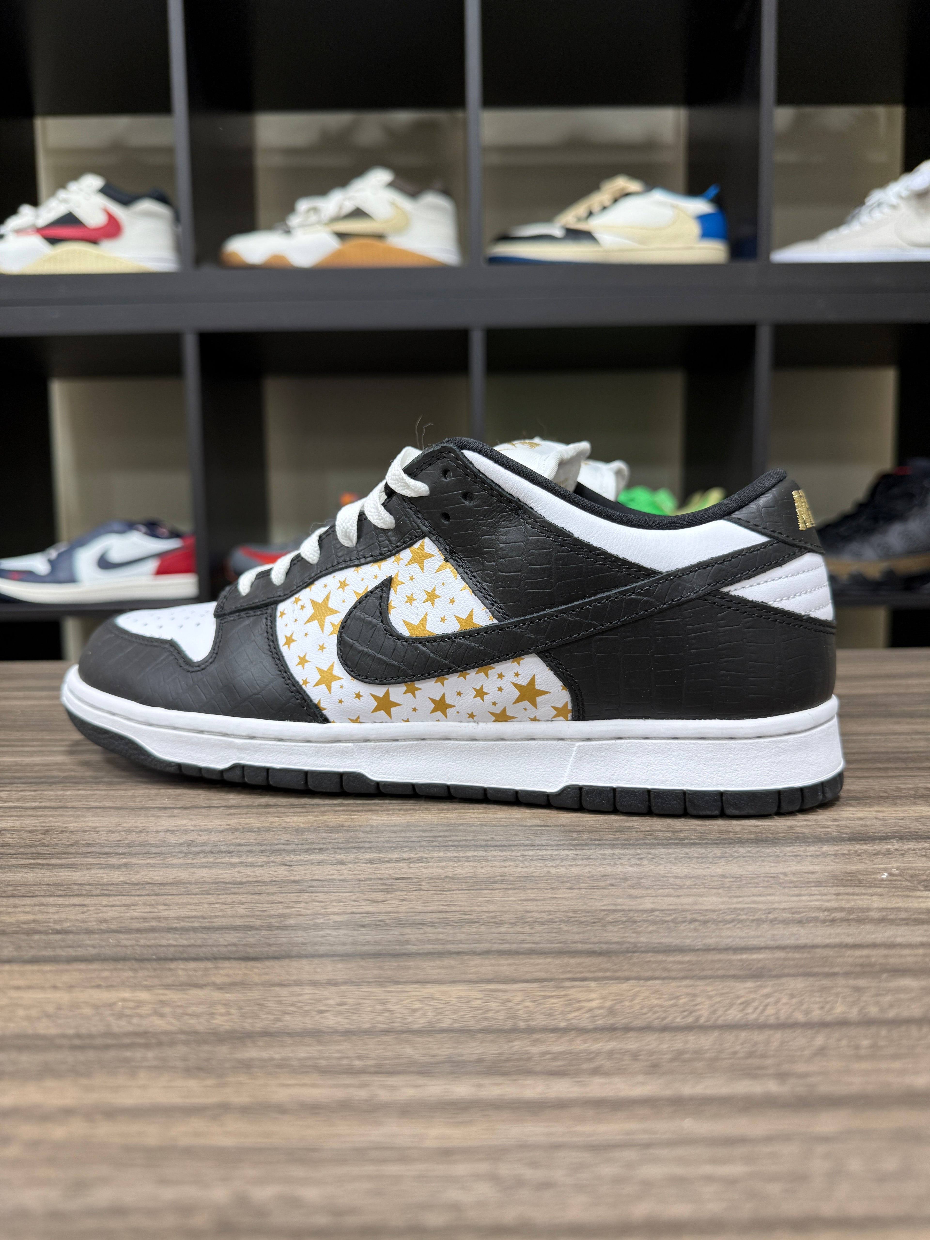 Nike SB Dunk Low Supreme Black Sz 10.5 NO BOX