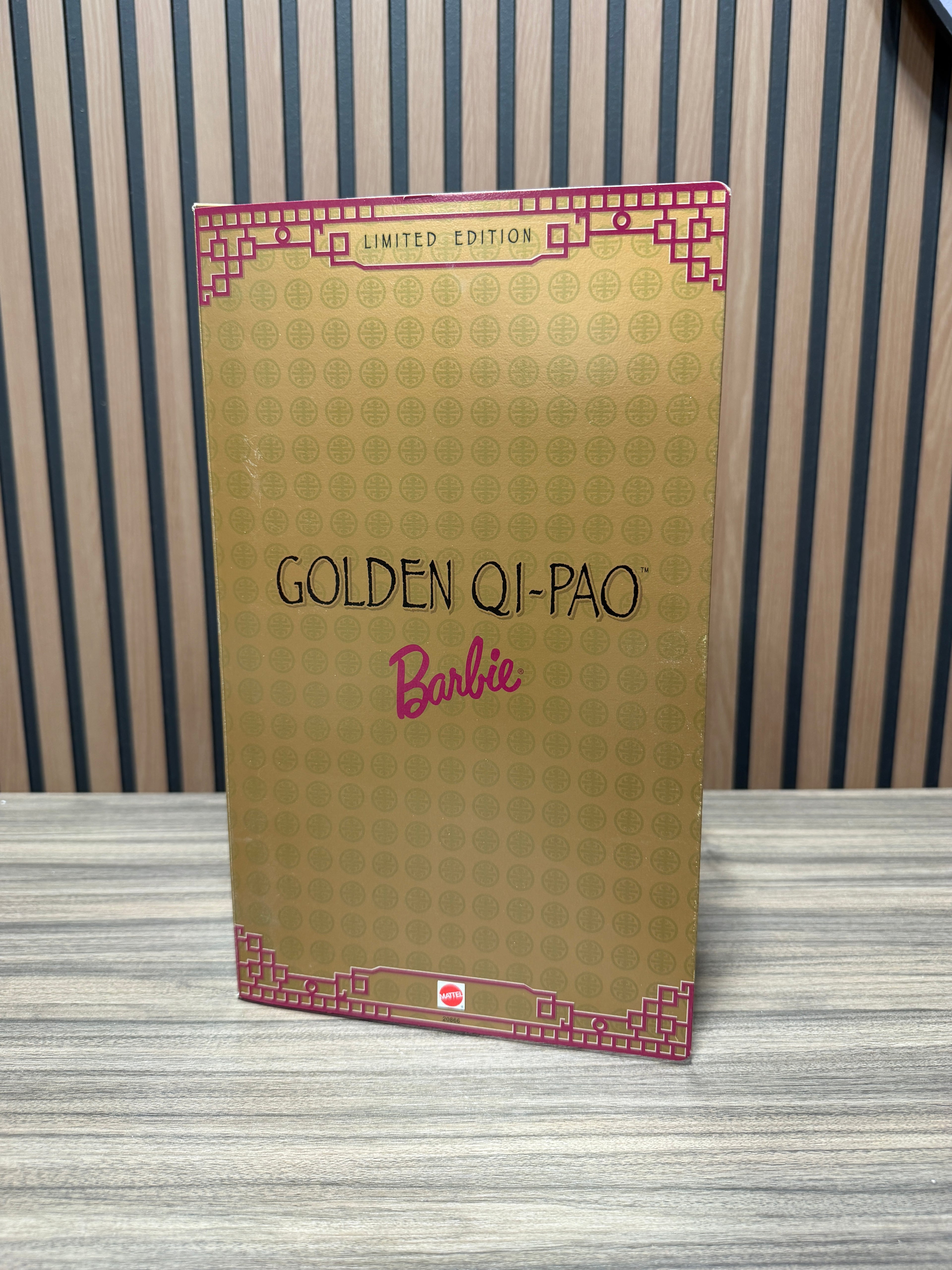 Golden Qi-Pao Asian Barbie Limited Edition 1998 NRFB 20866 Vintage Mattel