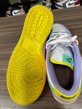 Load image into Gallery viewer, Nike Dunk Low SE Easter Candy Sz 10.5 NO BOX
