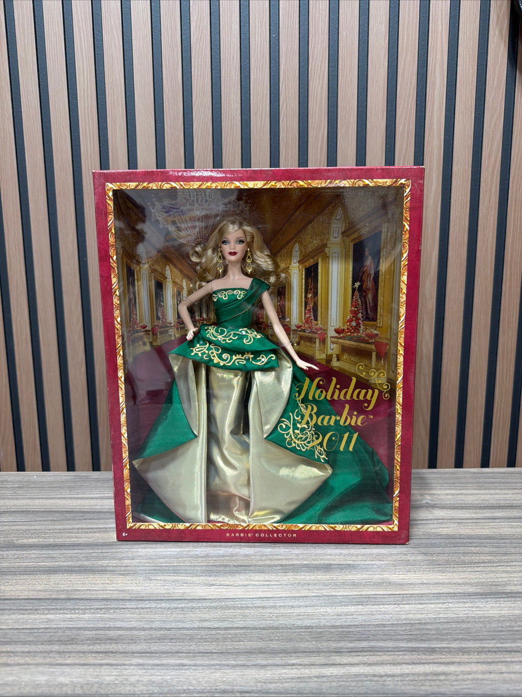 2011 Holiday Barbie, Barbie Collector NEW, UNOPENED