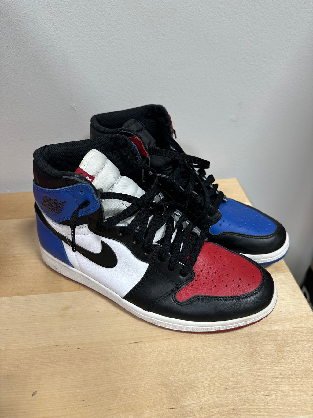 2016 Air Jordan 1 Retro High OG "Top 3" Mismatched - Men's Size 10.5 - 555088-026 (Shoes Only)