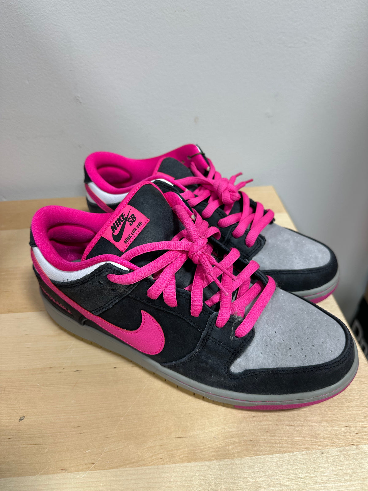 2014 Nike SB Dunk Low Pro "Disposable" Sean Cliver - Men's Size 10.5 - 504750-061 (Shoes Only)