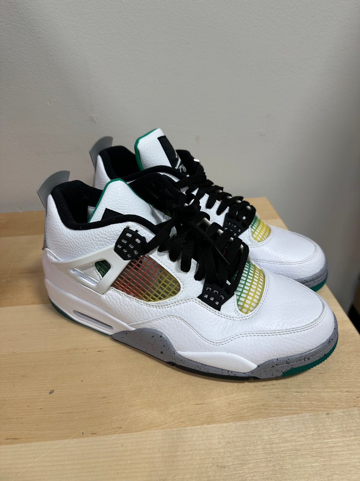 Air Jordan 4 Retro "Rasta" Lucid Green - Men's 10.5 / Women's 12 - AQ9129-100 (Shoes Only)