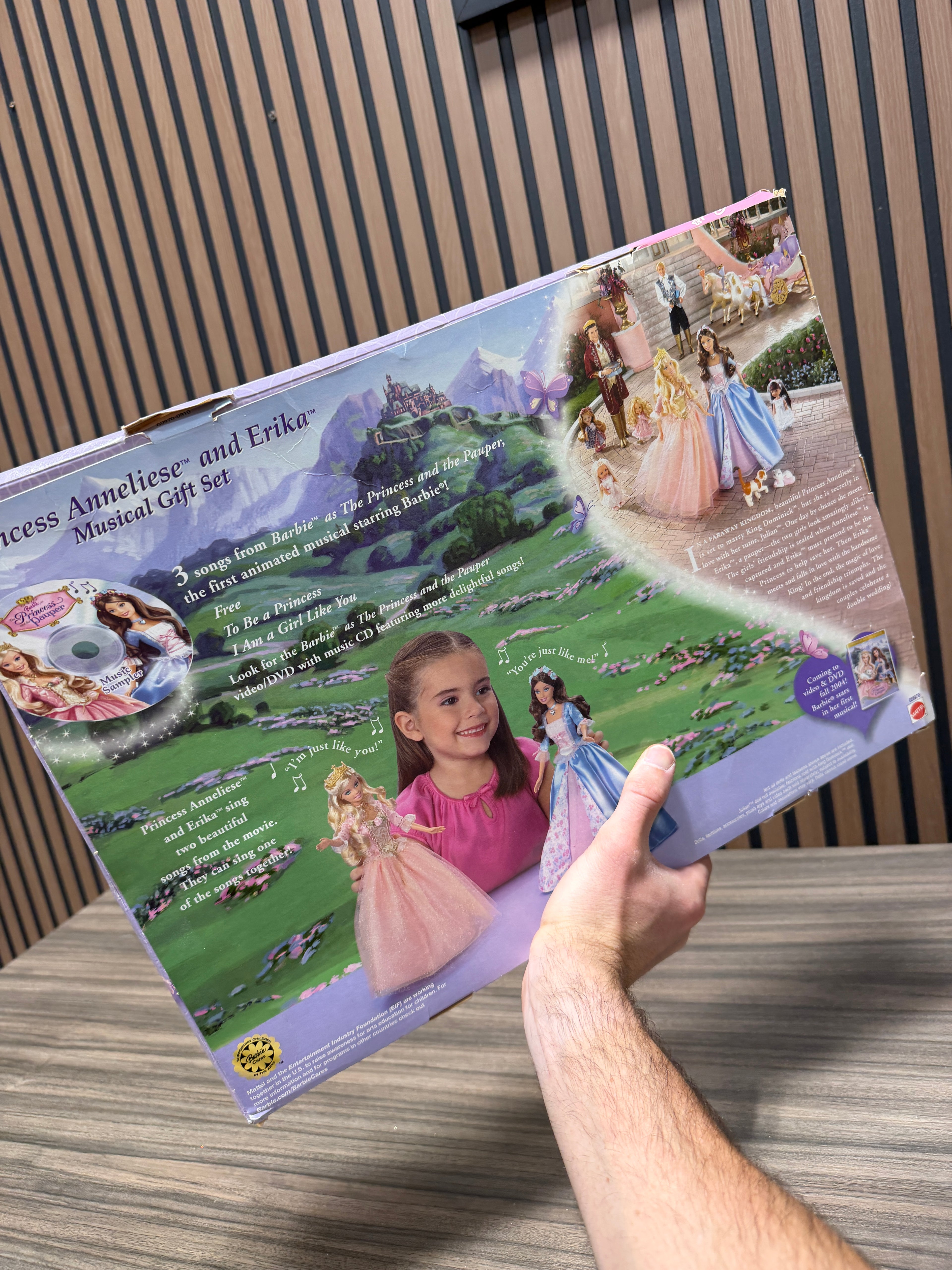 Barbie as The Princess and the Pauper Princess Anneliese and Erika Musical Gift Set 2004