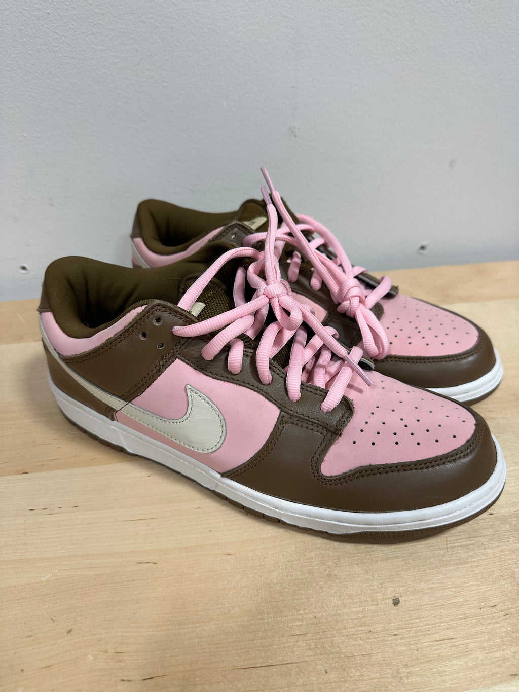 Vintage 2005 Stüssy x Nike SB Dunk Low Pro "Cherry" - Men's Size 10.5 - 304292-671 (Shoes Only)