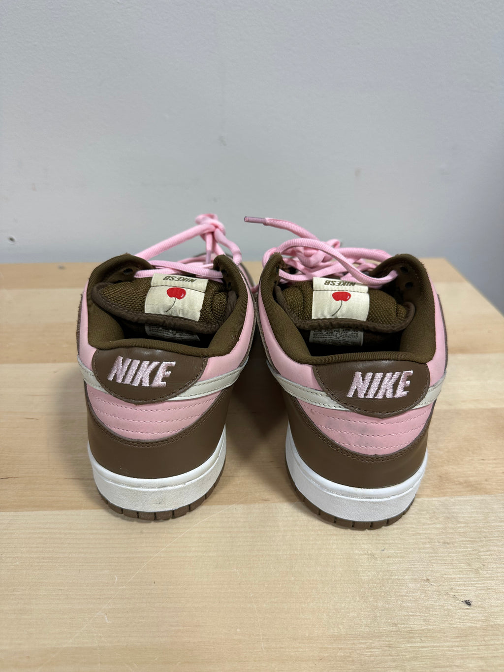 Vintage 2005 Stüssy x Nike SB Dunk Low Pro "Cherry" - Men's Size 10.5 - 304292-671 (Shoes Only)