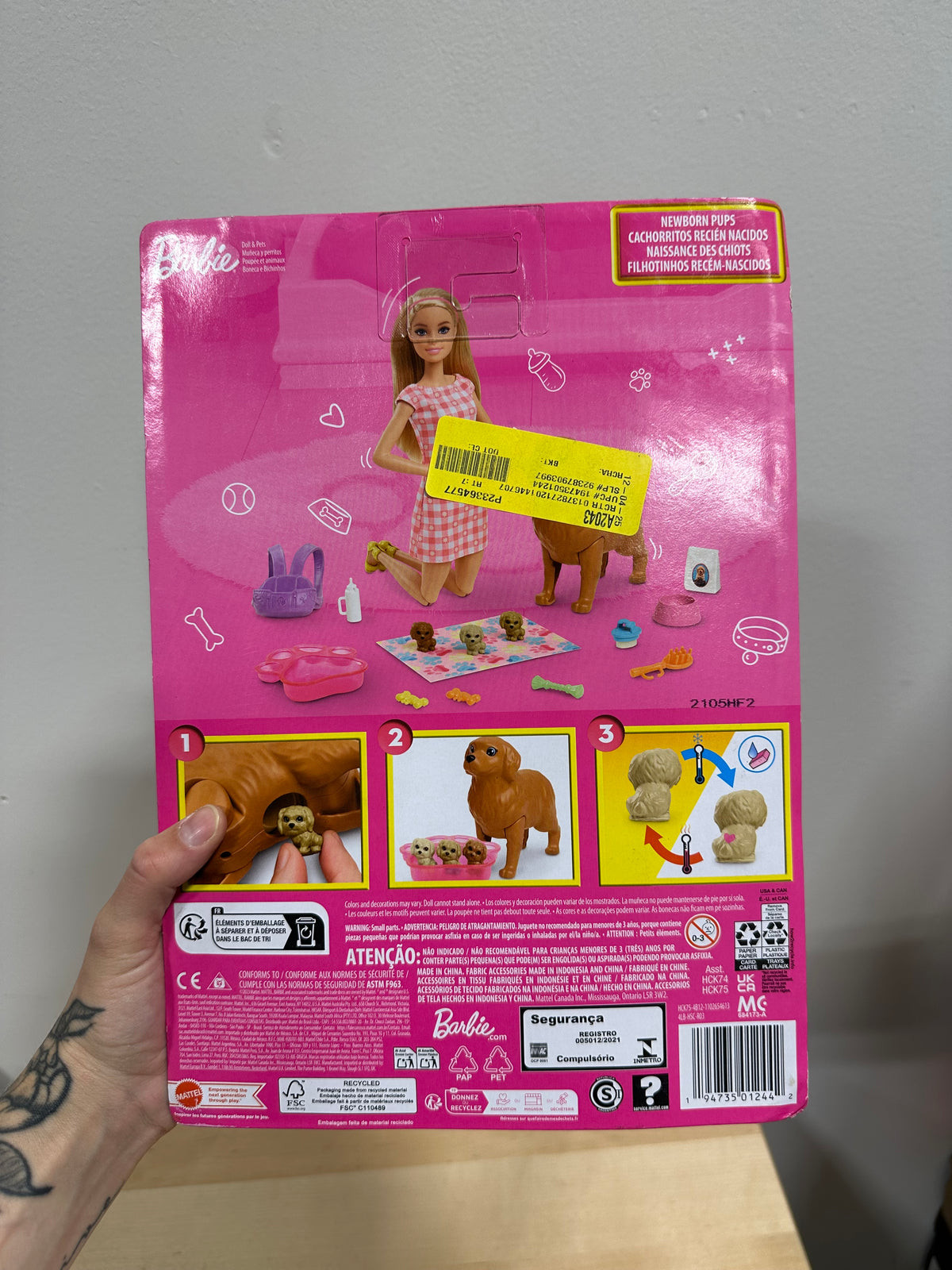 Brand New Barbie Newborn Pups Playset with Blonde Doll & Color-Change Puppies