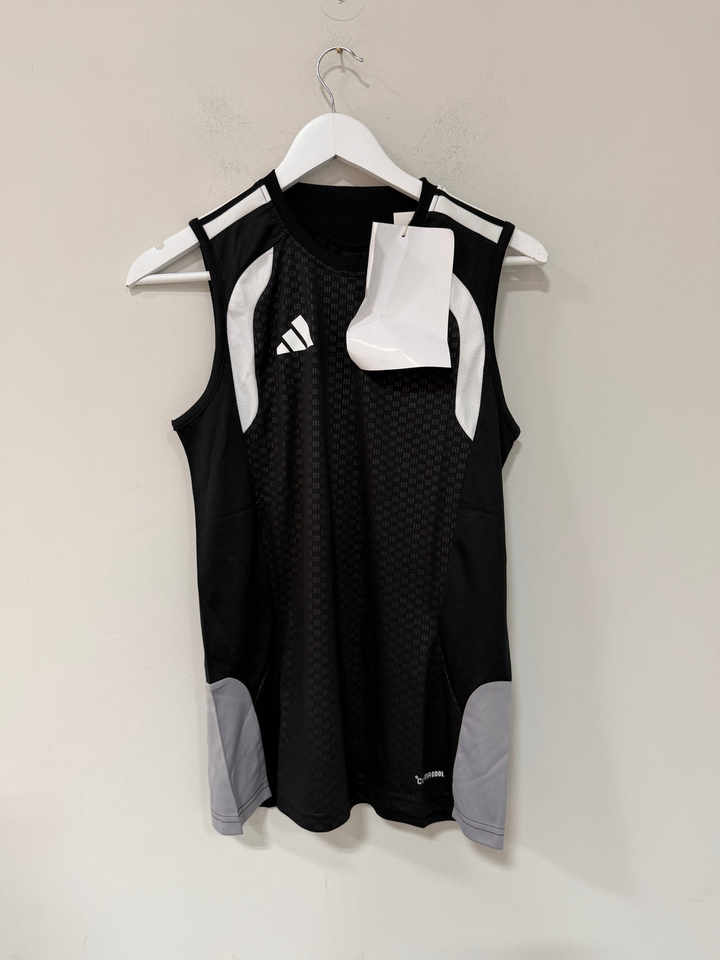 Adidas Tiro 26 Sleeveless Jersey Womens Size Small