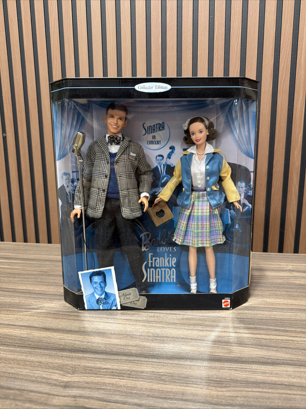 1999 Barbie Loves Frankie Sinatra Collector Edition Mattel Vintage