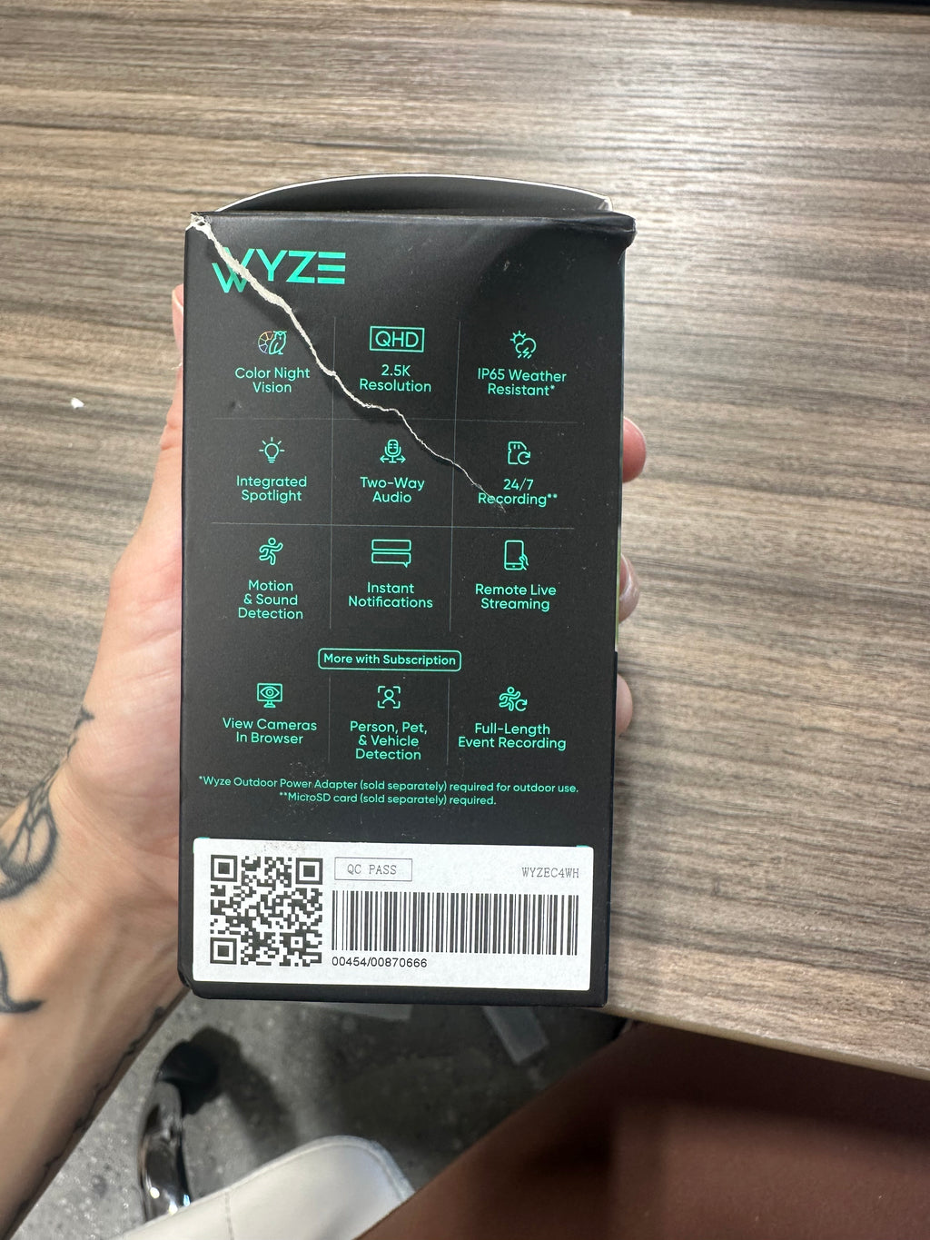 Wyze Cam v4 – 2.5K Ultra HD Smart Home Security Camera (Wired)
