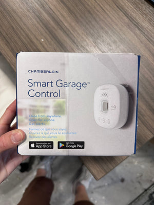 Chamberlain myQ Smart Garage Control – Wireless Wi-Fi Hub & Sensor