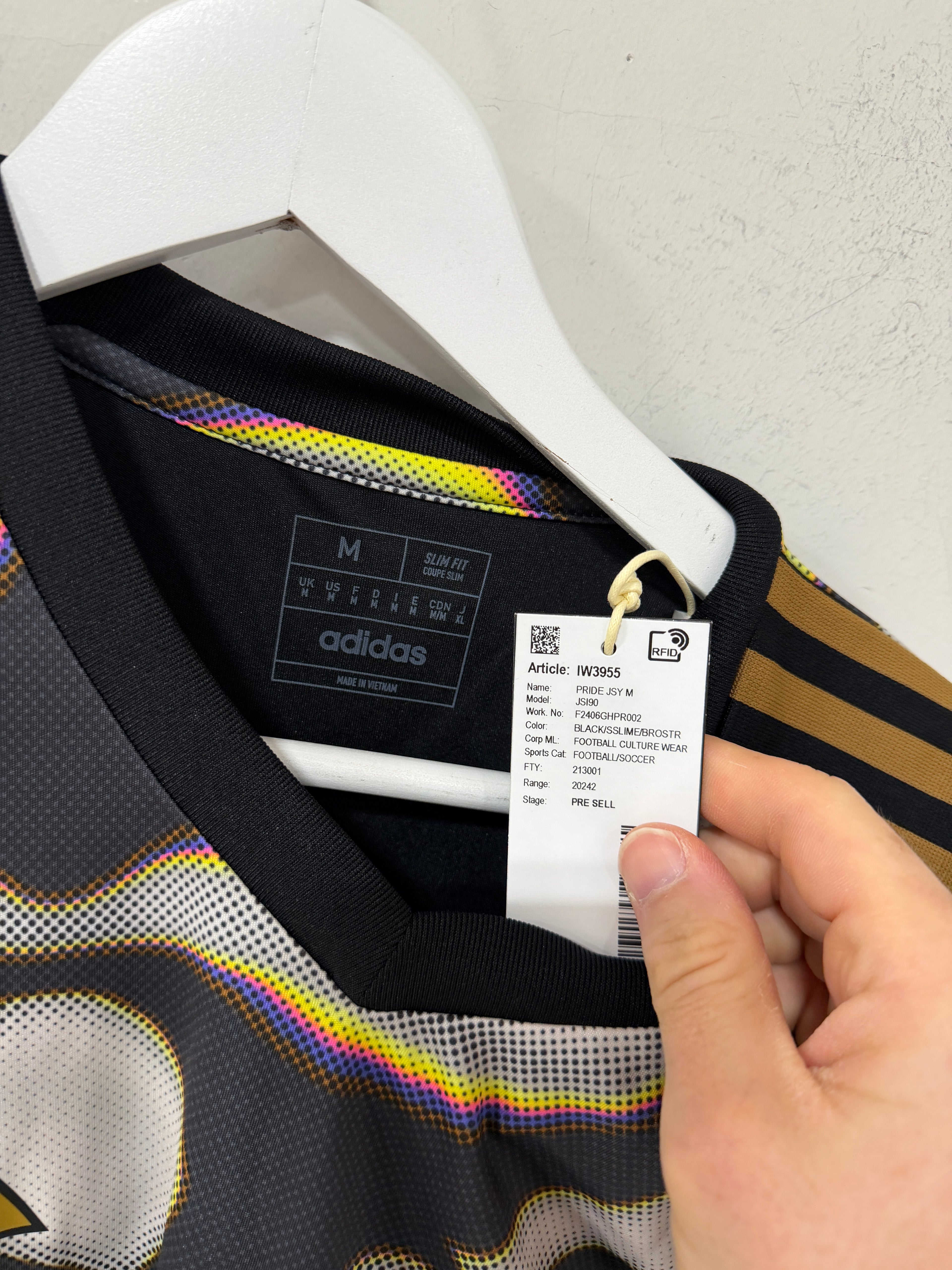 Adidas Tiro Pride Jersey Mens Sz Medium