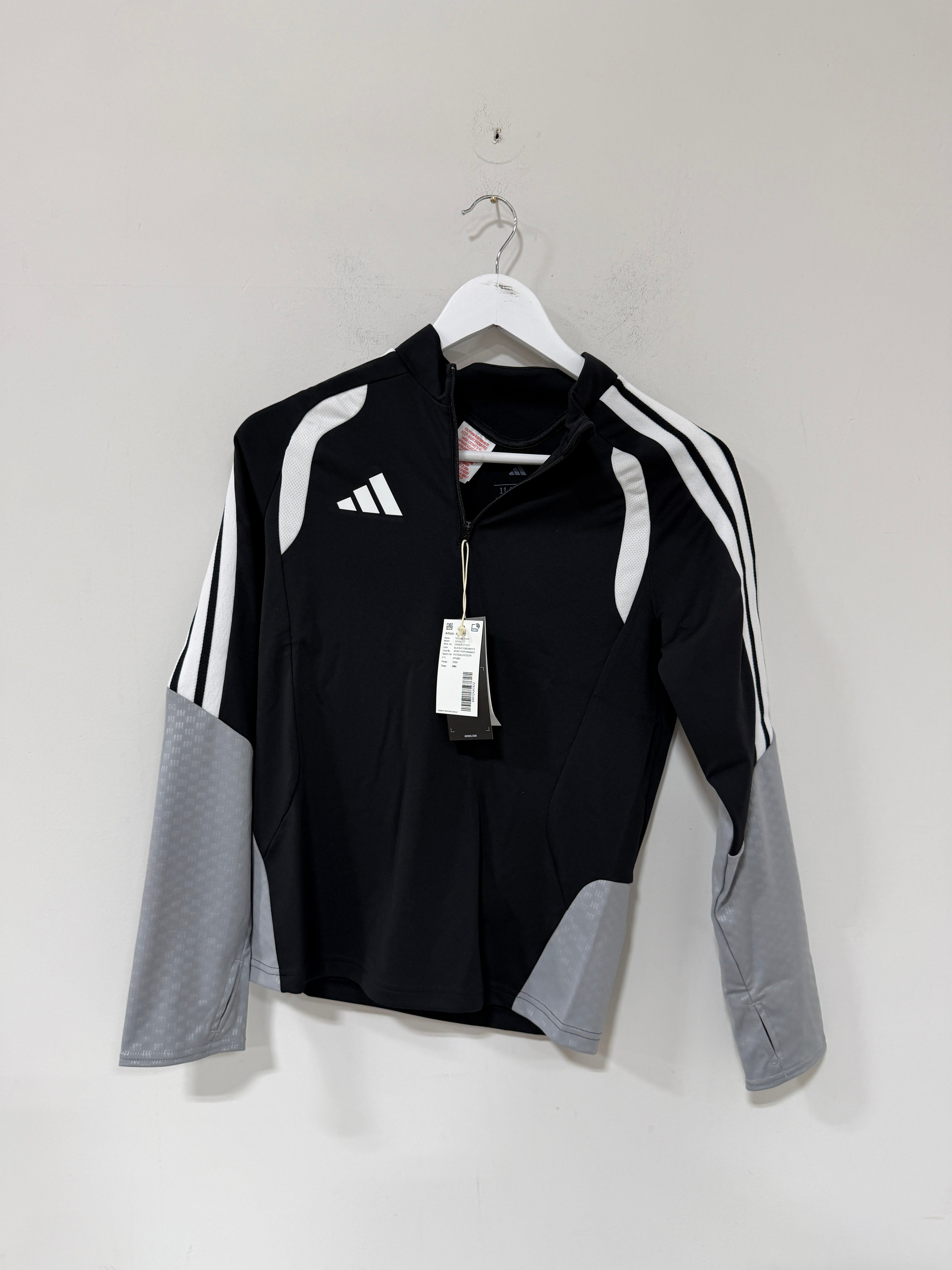 Adidas Tiro 26 Club Top Youth – Black/Light