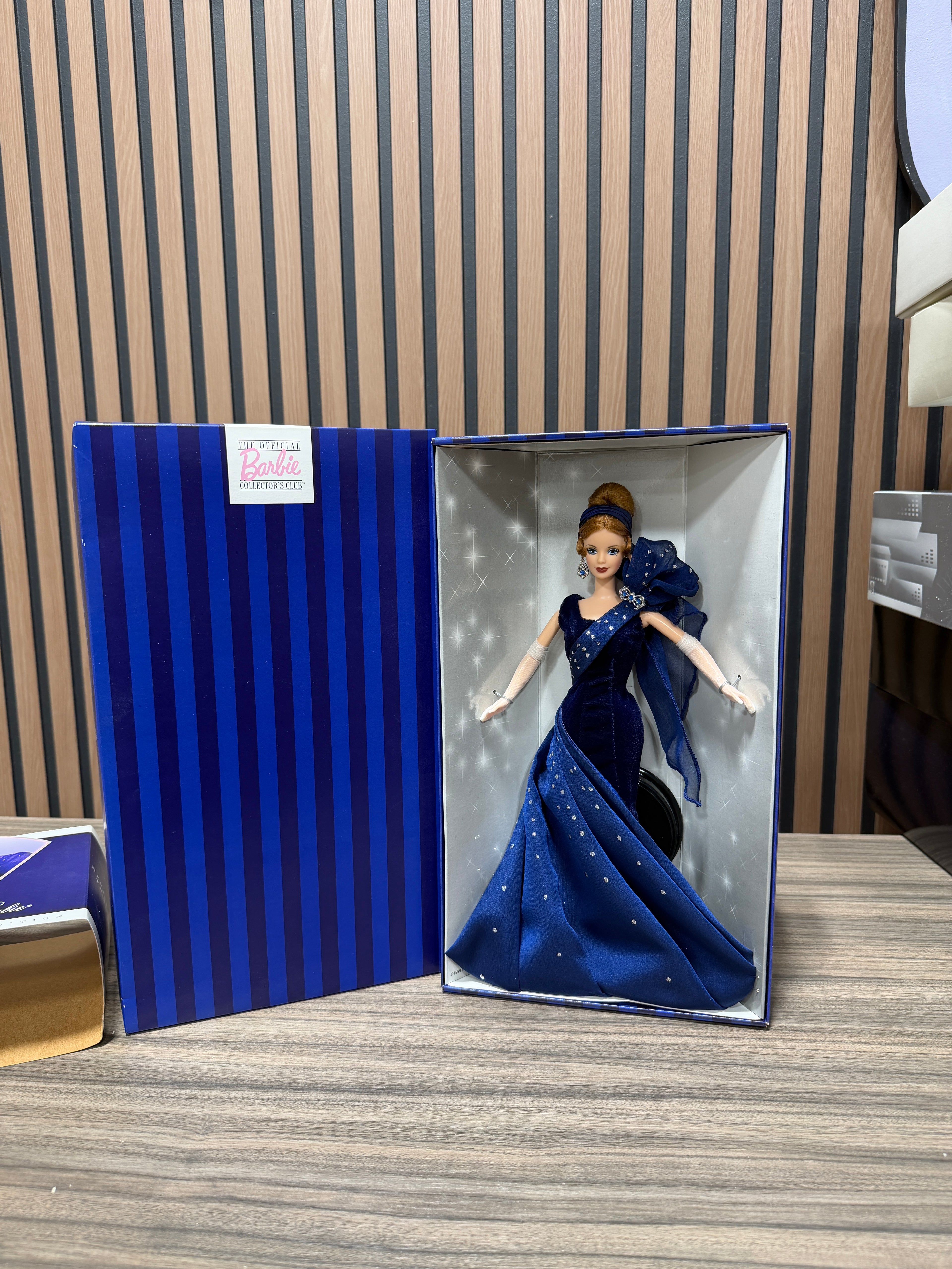 1998 Collector's Club EMBASSY WALTZ Barbie Dol