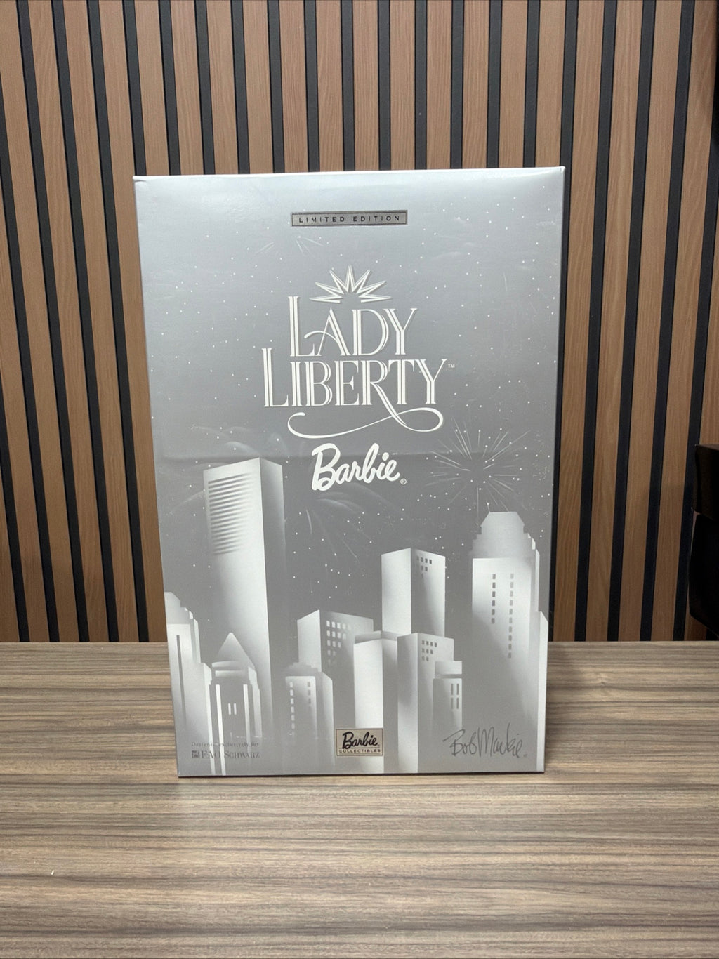Barbie Bob Mackie Lady Liberty Limited Edition FAO Schwarz Exclusive 2000 Mattel