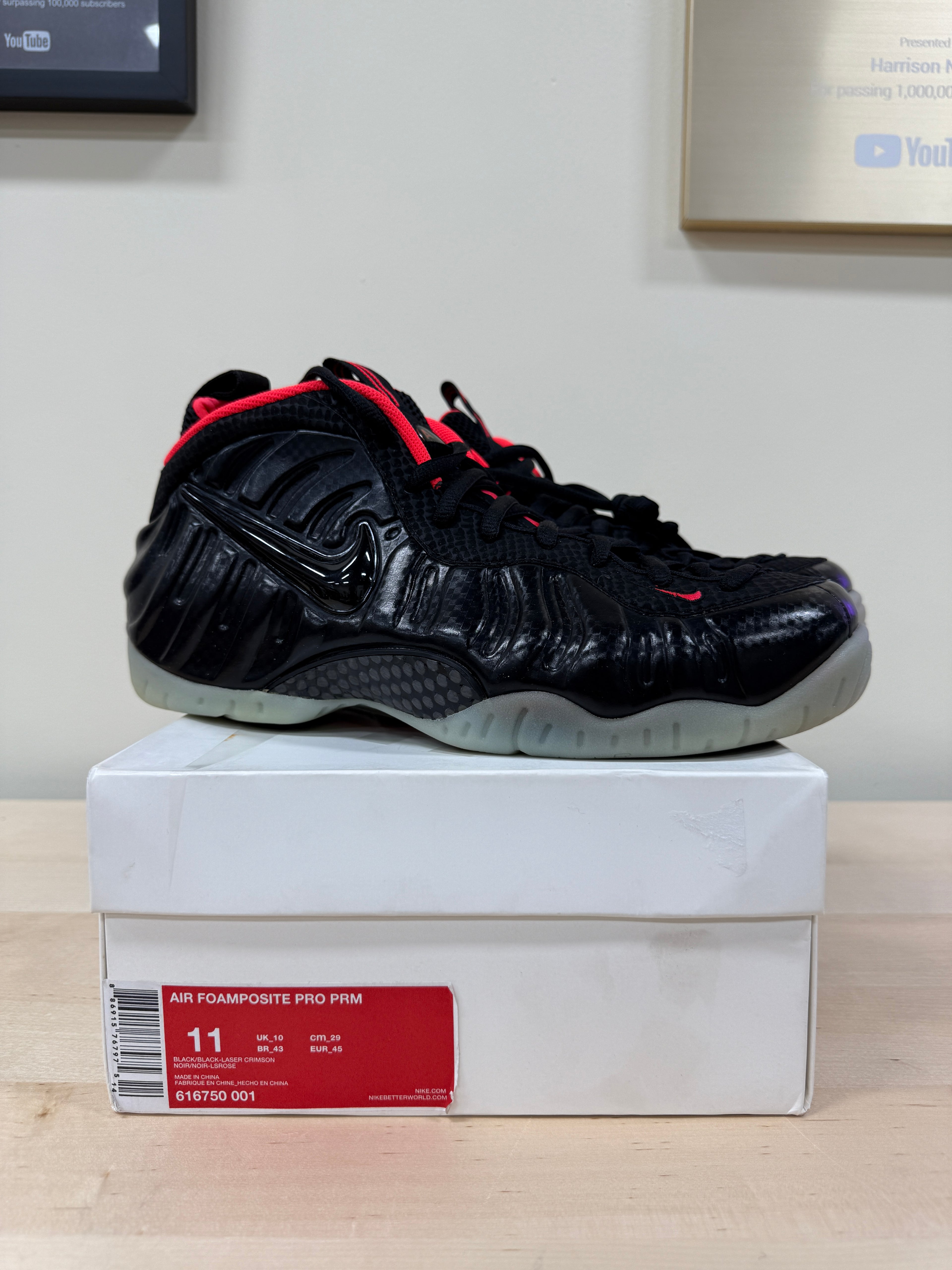 Air Foamposite Yeezy Black/Infrared Sz 11