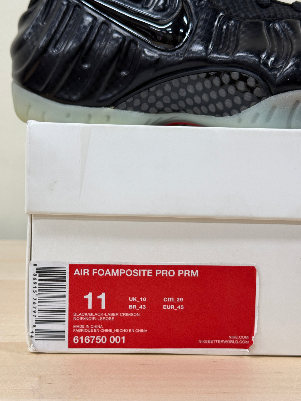 Air Foamposite Yeezy Black/Infrared Sz 11