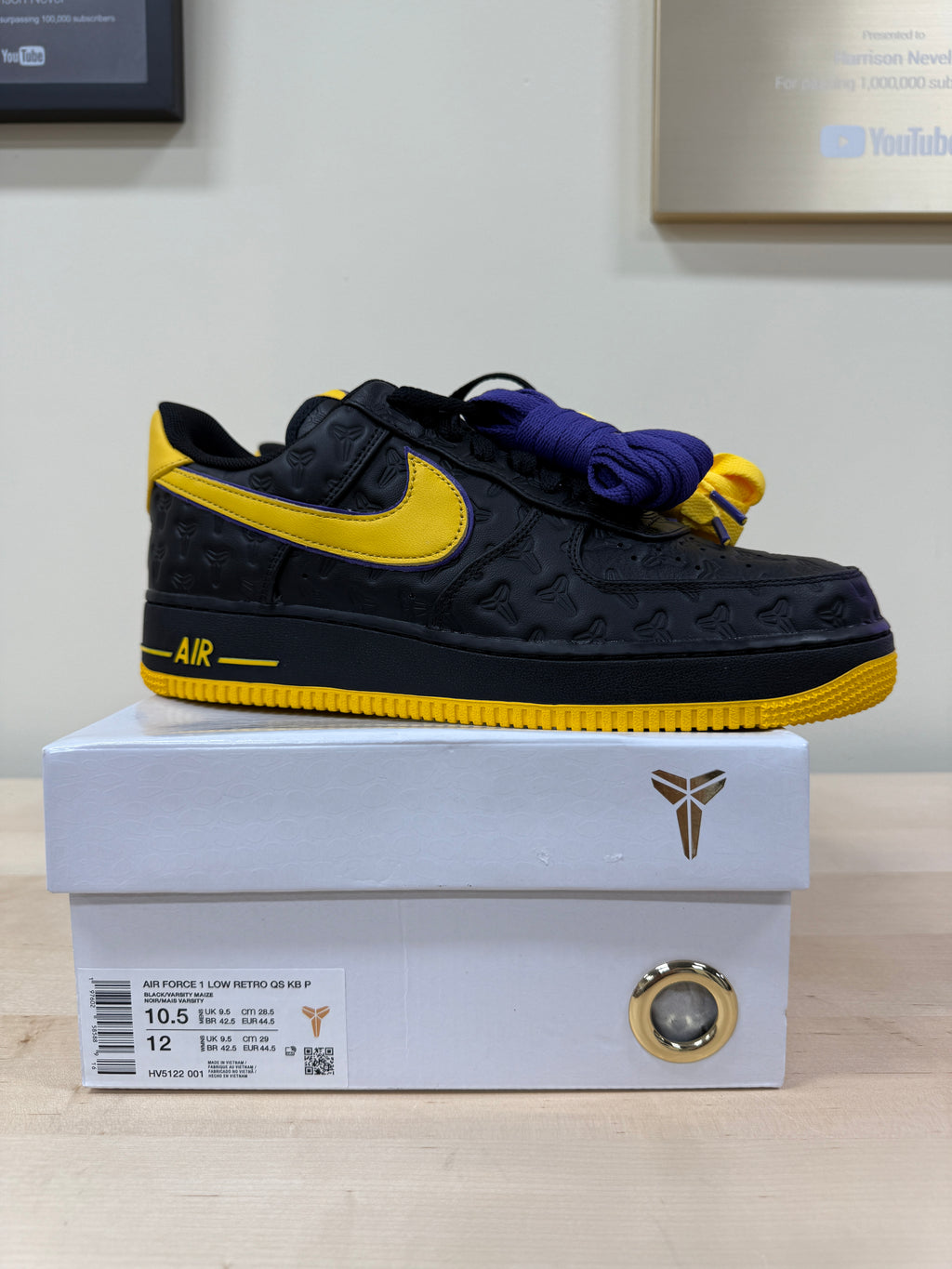 Nike Air Force 1 Low Kobe Bryant Lakers Away (Numbered Edition of 8000) Sz 10.5