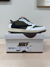 Load image into Gallery viewer, Jordan 1 Low Travis Scott Medium Olive Sz 6.5
