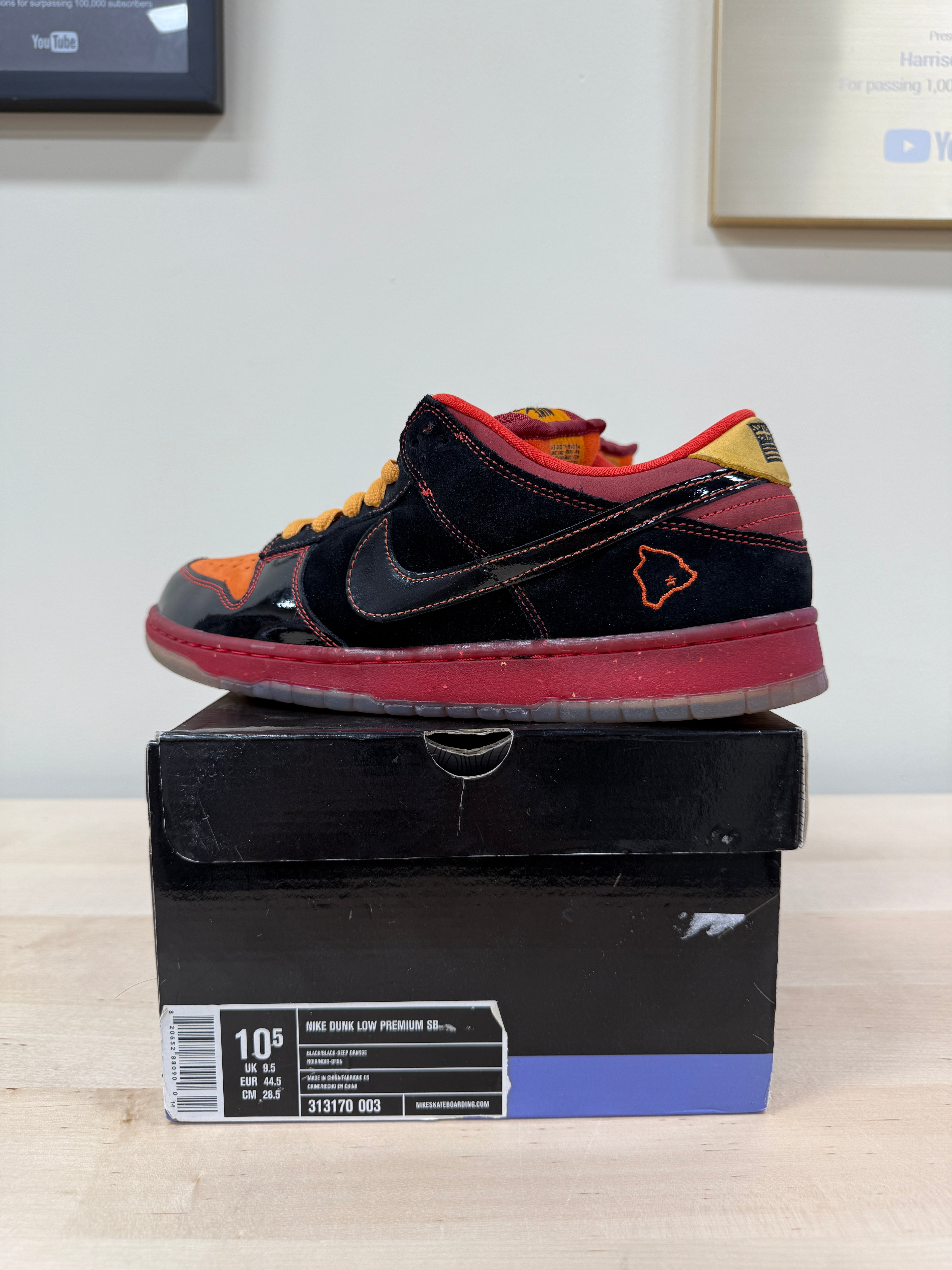 Nike SB Dunk Low Hawaii Sz 10.5
