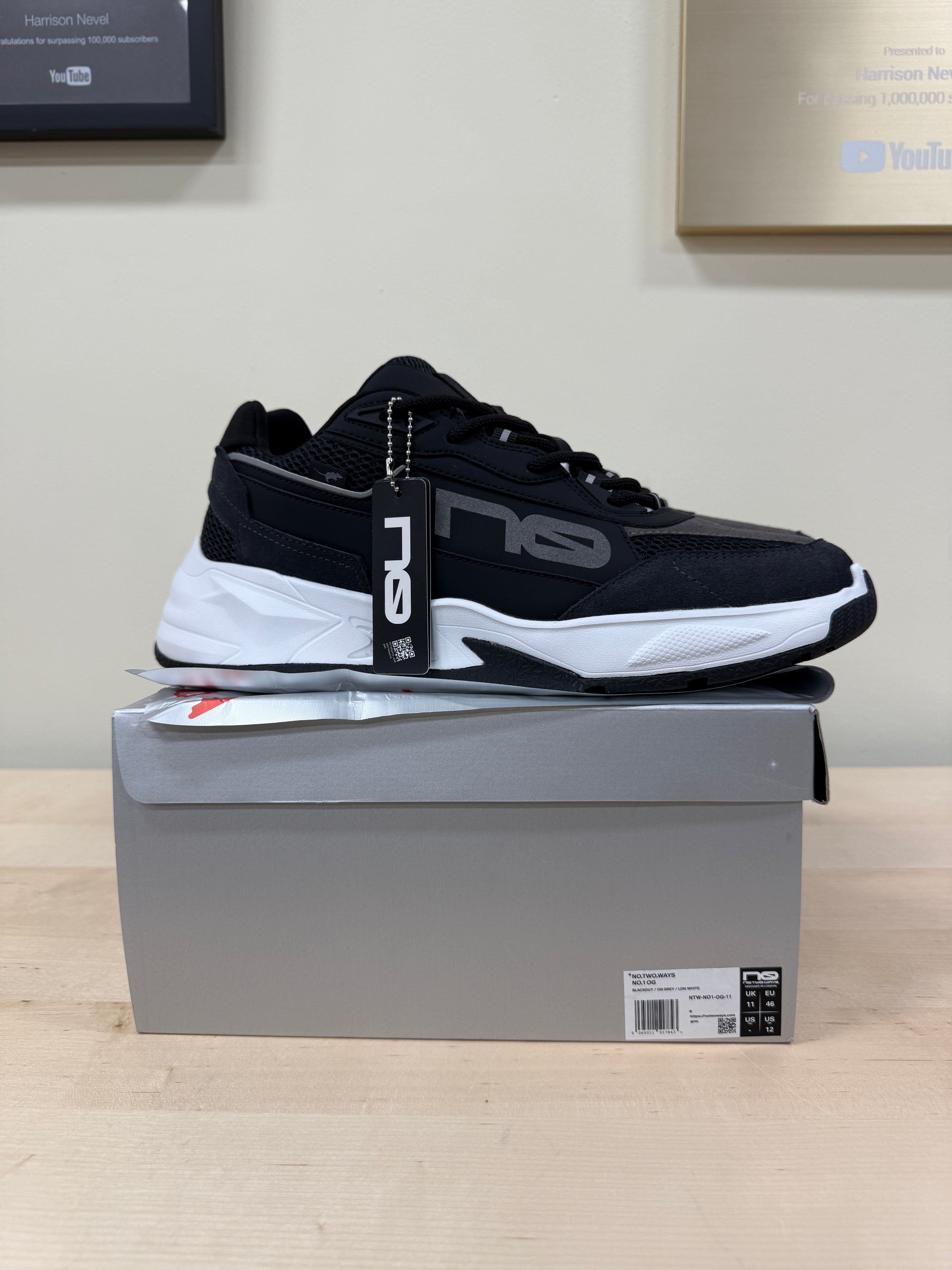 No Two Ways Sneaker Black Sz 12