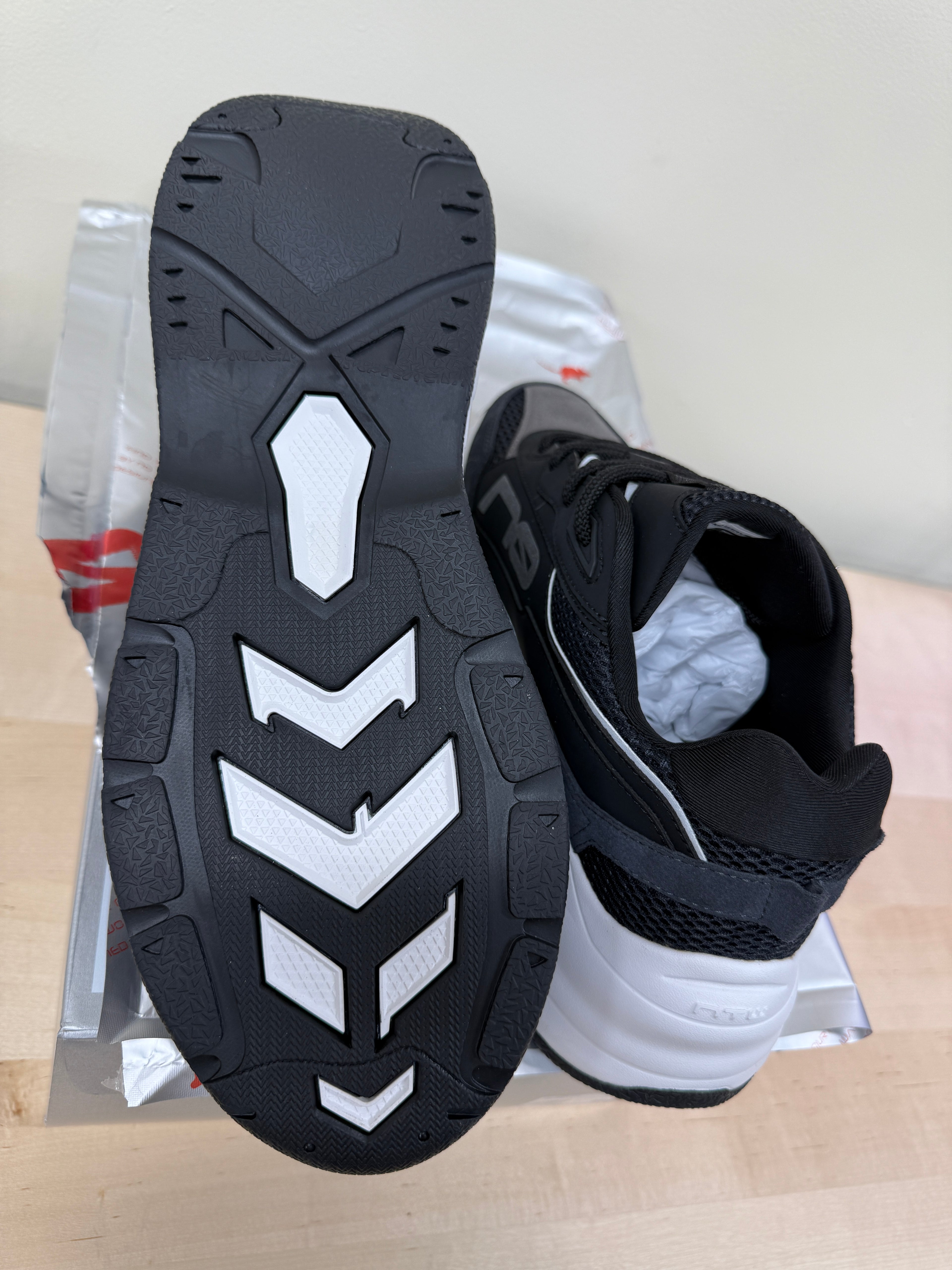 No Two Ways Sneaker Black Sz 12