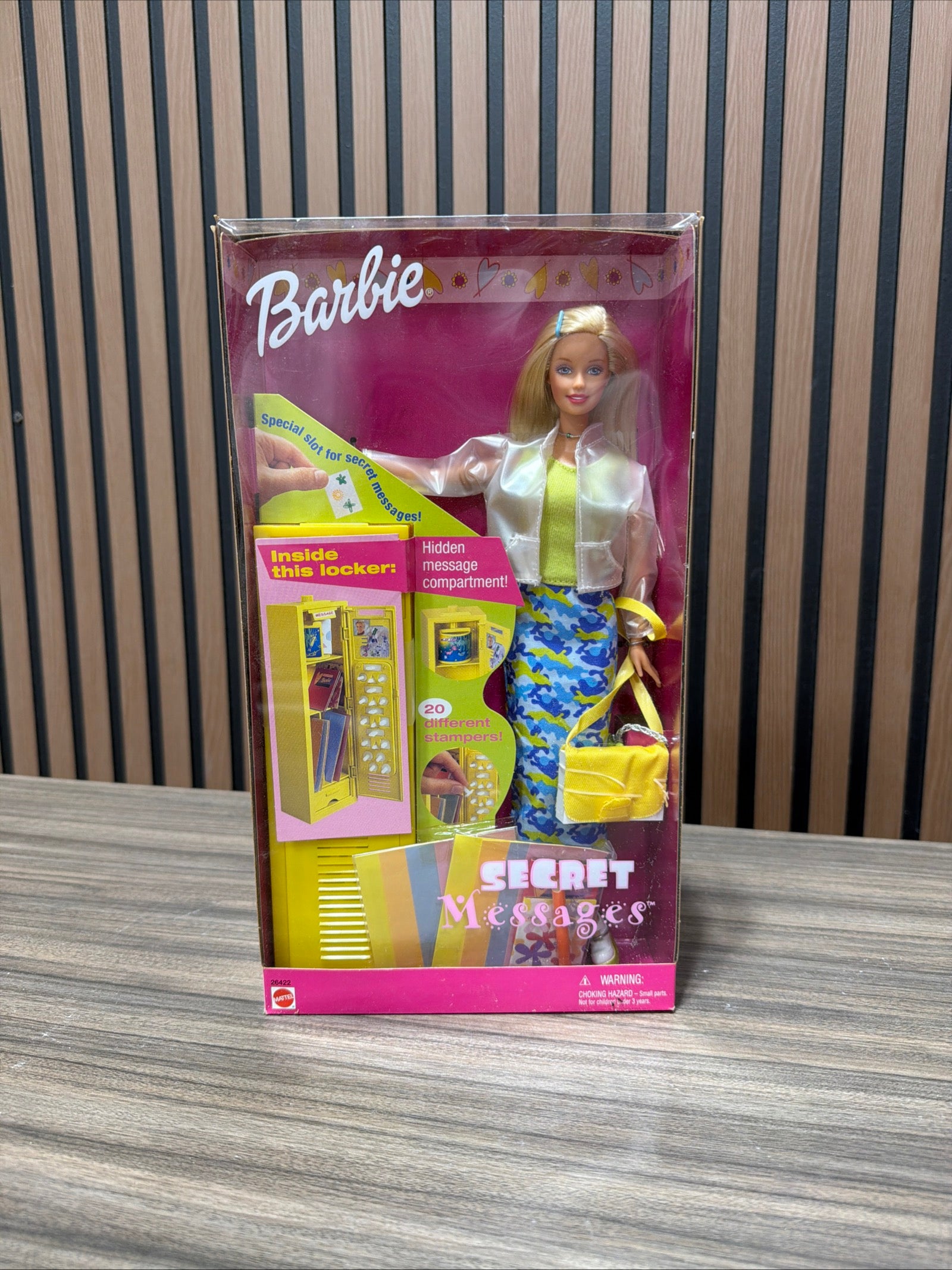 1999 SECRET MESSAGES BARBIE School Locker & Stampers Playline