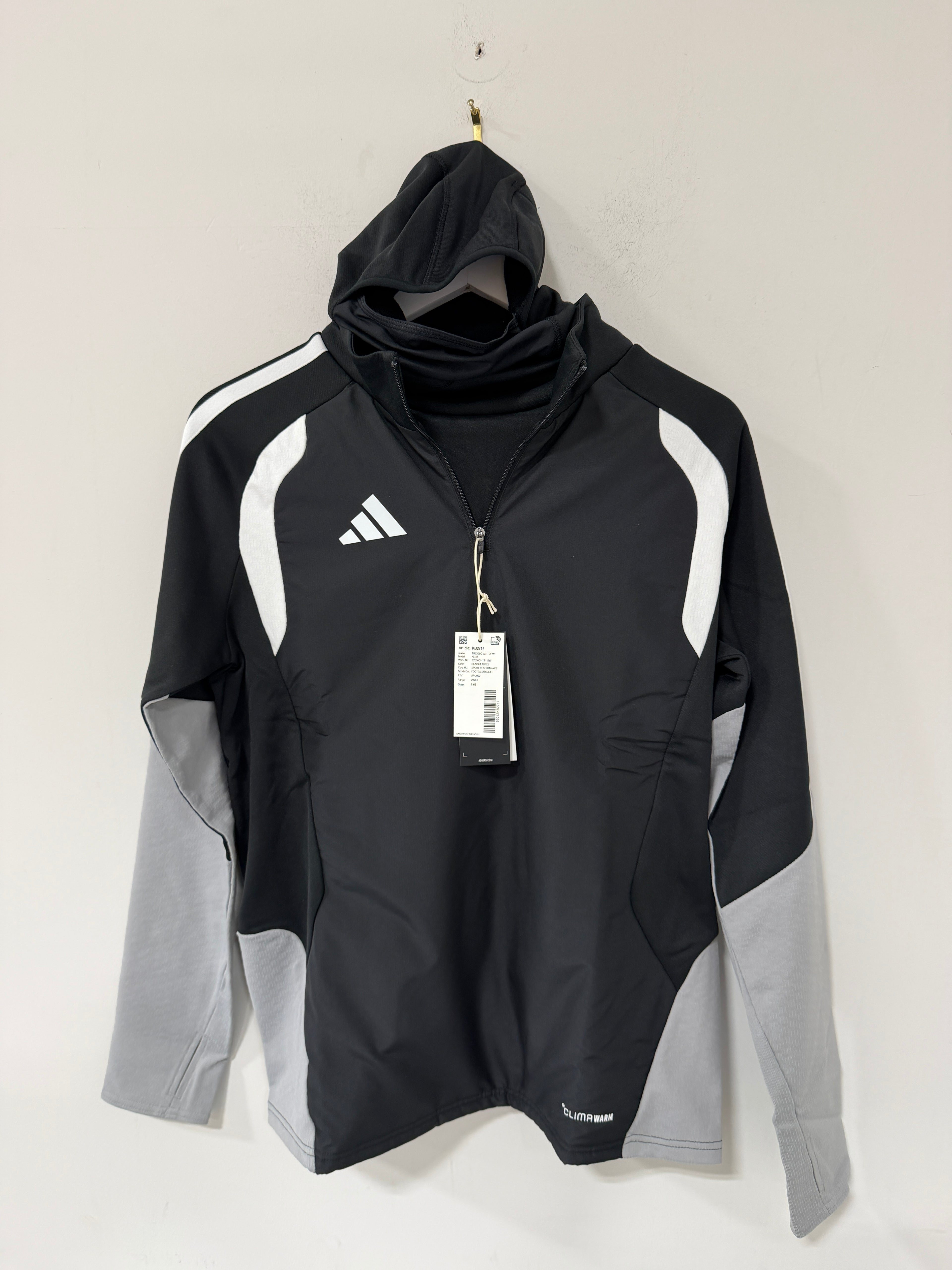Adidas tiro 26 Competition Black Womens Winterized Top Sz Small