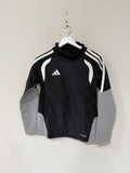 Adidas Tiro 26 Club Wind Top Youth – Black/Light