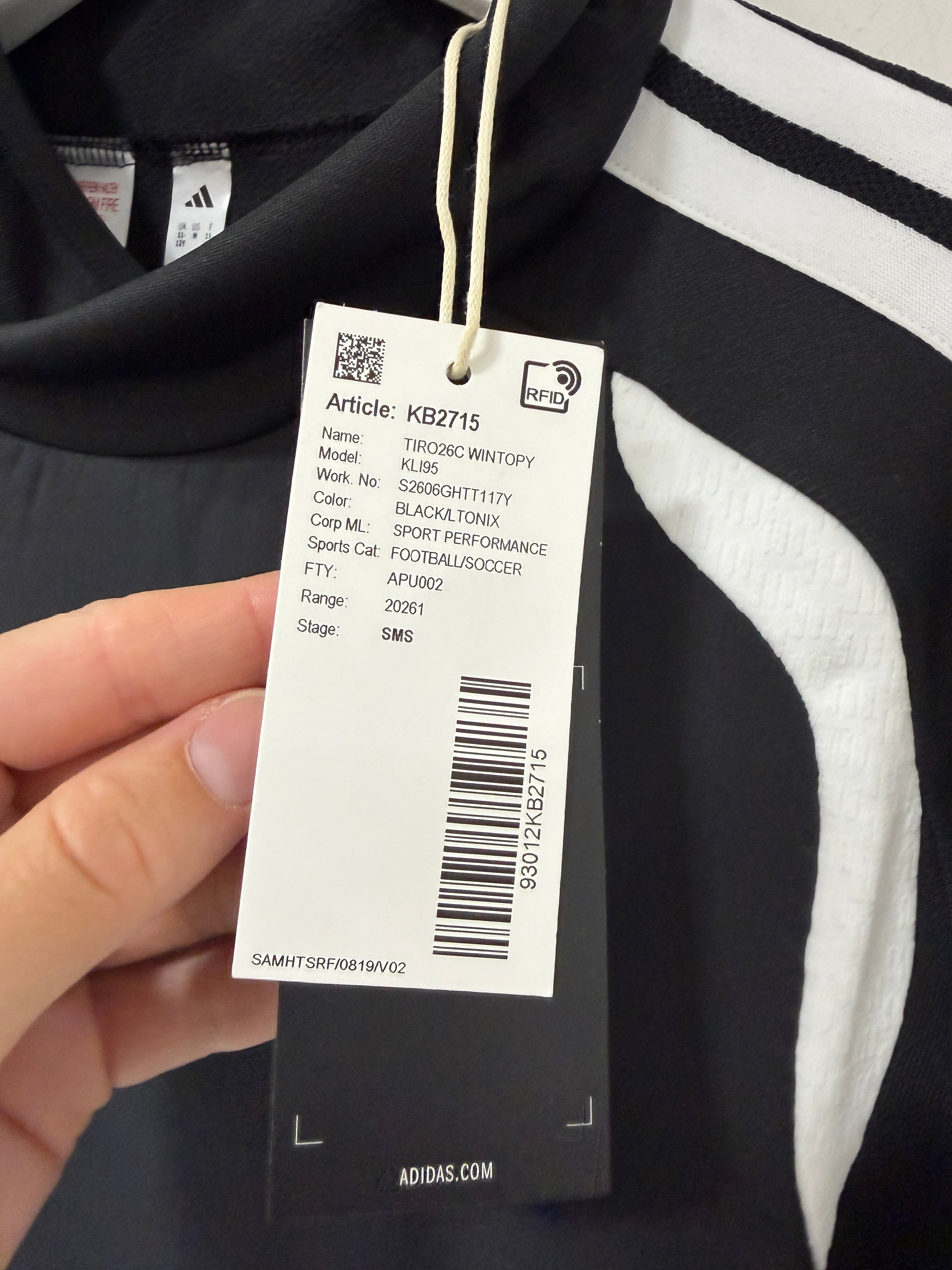 Adidas Tiro 26 Club Wind Top Youth – Black/Light