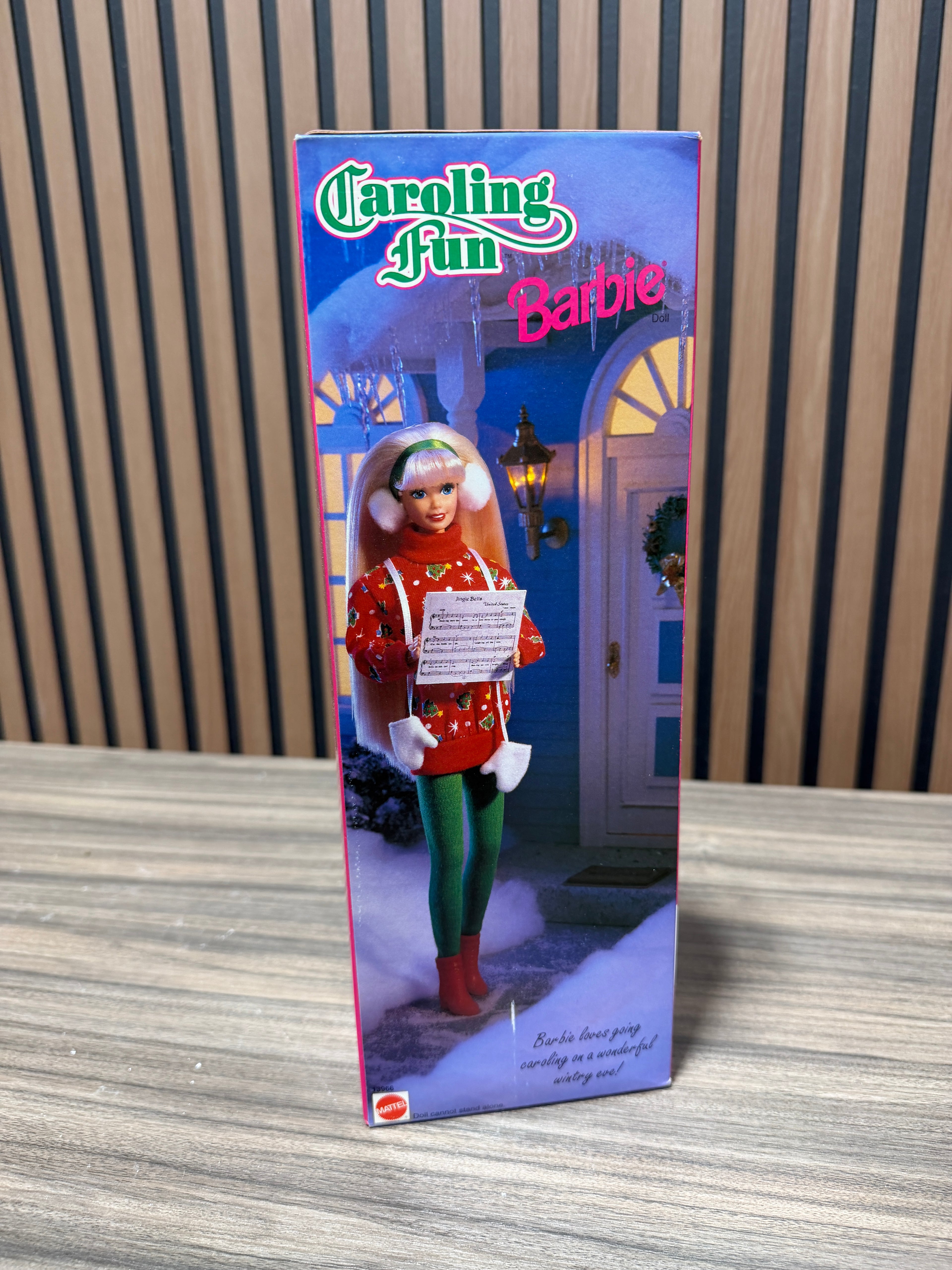 Caroling Fun Barbie Special Edition 1995 Mattel No. 13966