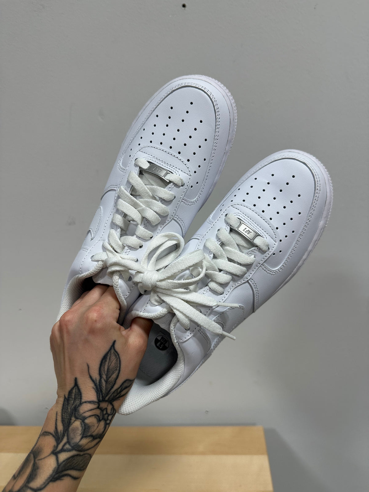 NEW Nike Air Force 1 Low 07 Triple White Leather CW2288-111 Men’s shoes