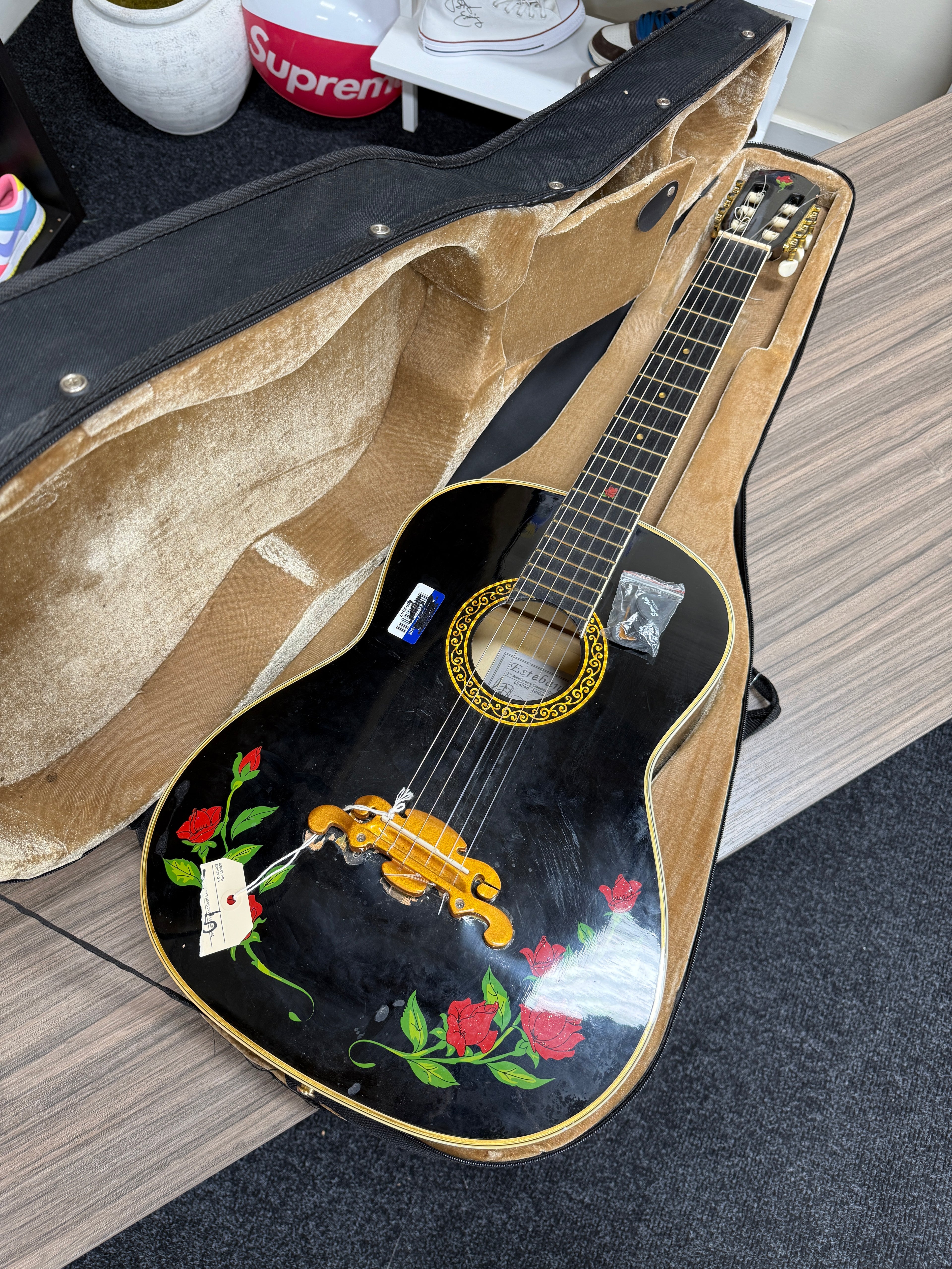 LIMITED EDITION Esteban 8th Anniversary Classical Guitar WITH CASE