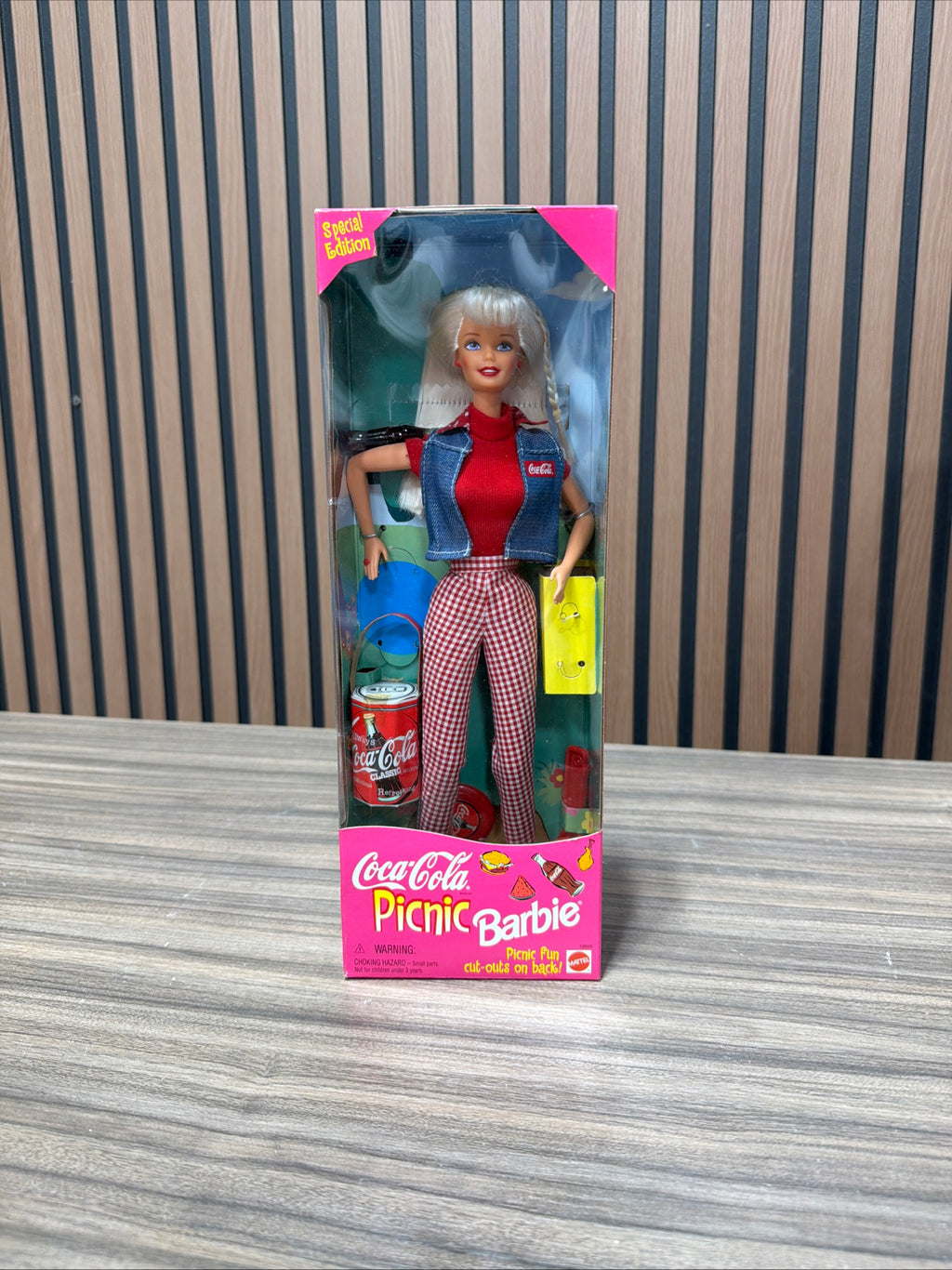 1997 Mattel Coca Cola PICNIC BARBIE Doll Vintage