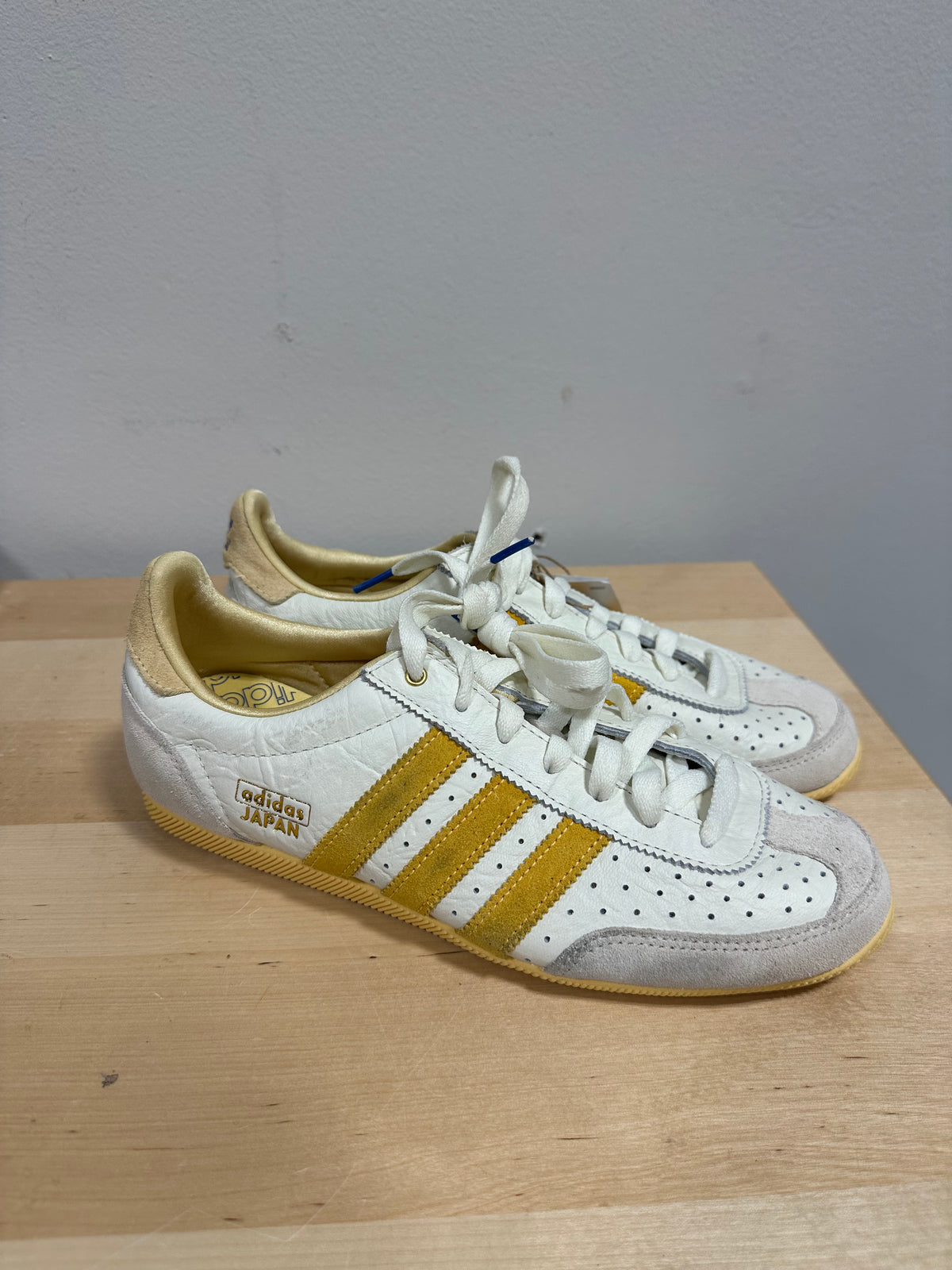 NEW adidas Originals Japan W Off White Spark Yellow Gold IG2011 Women’s Size 8