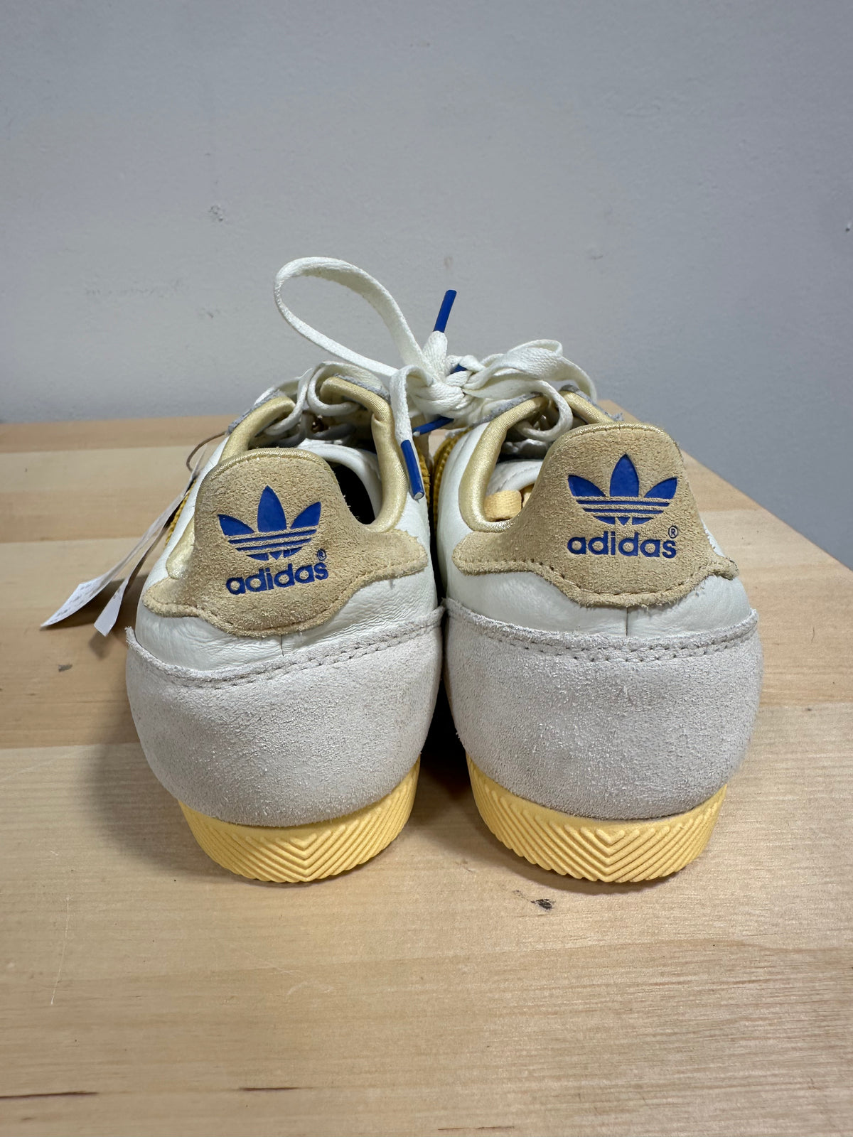 NEW adidas Originals Japan W Off White Spark Yellow Gold IG2011 Women’s Size 8