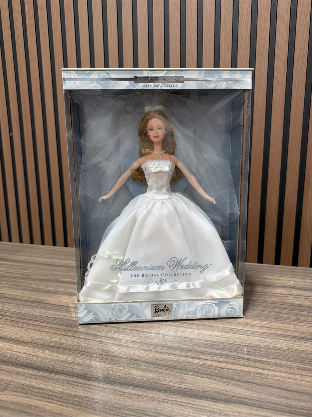 Millennium Wedding Barbie (The Bridal Collection) 2000