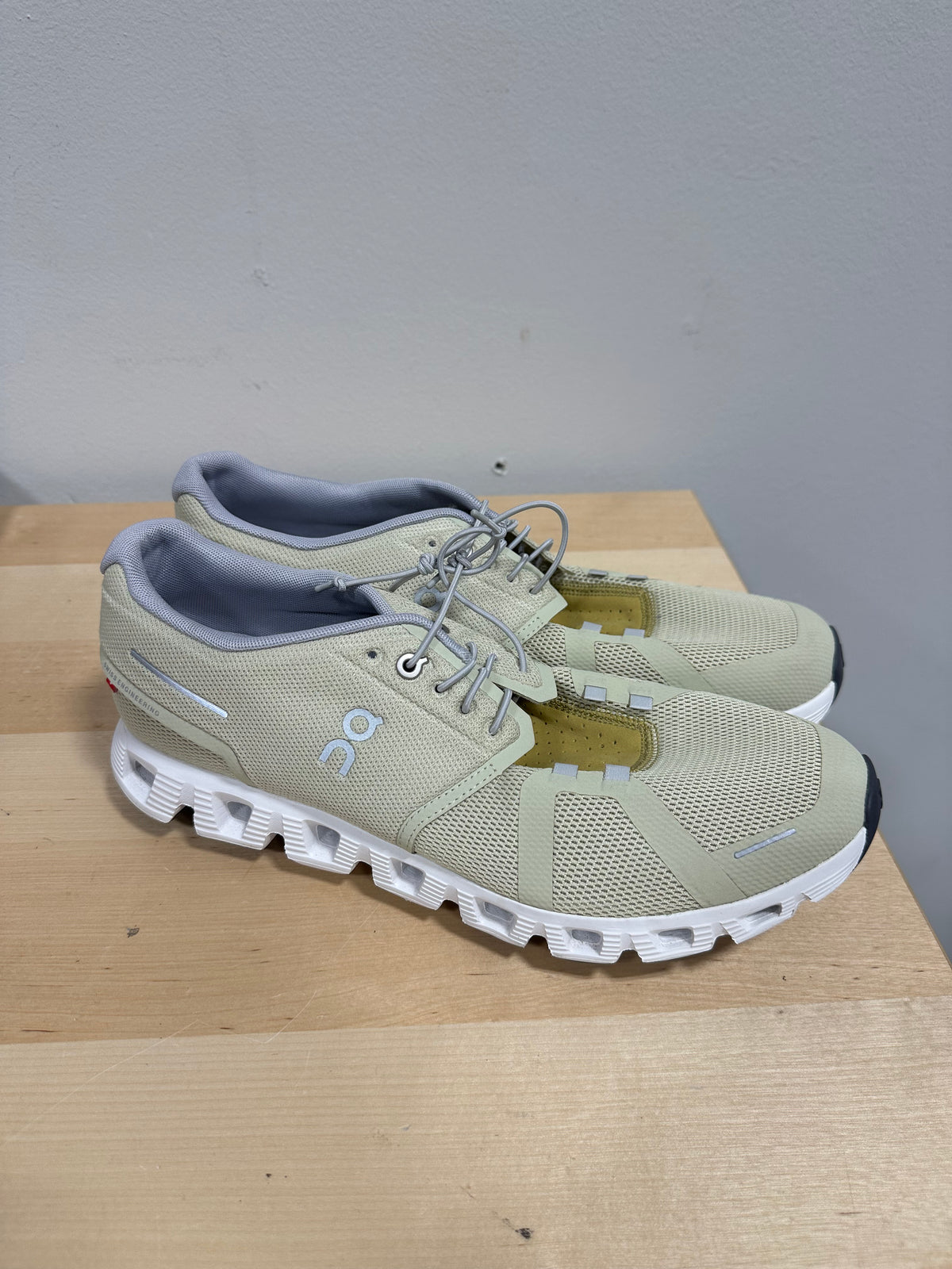 On Running Cloud 5 Haze Bronze Olive Alloy 59.98163 Men’s Size 11