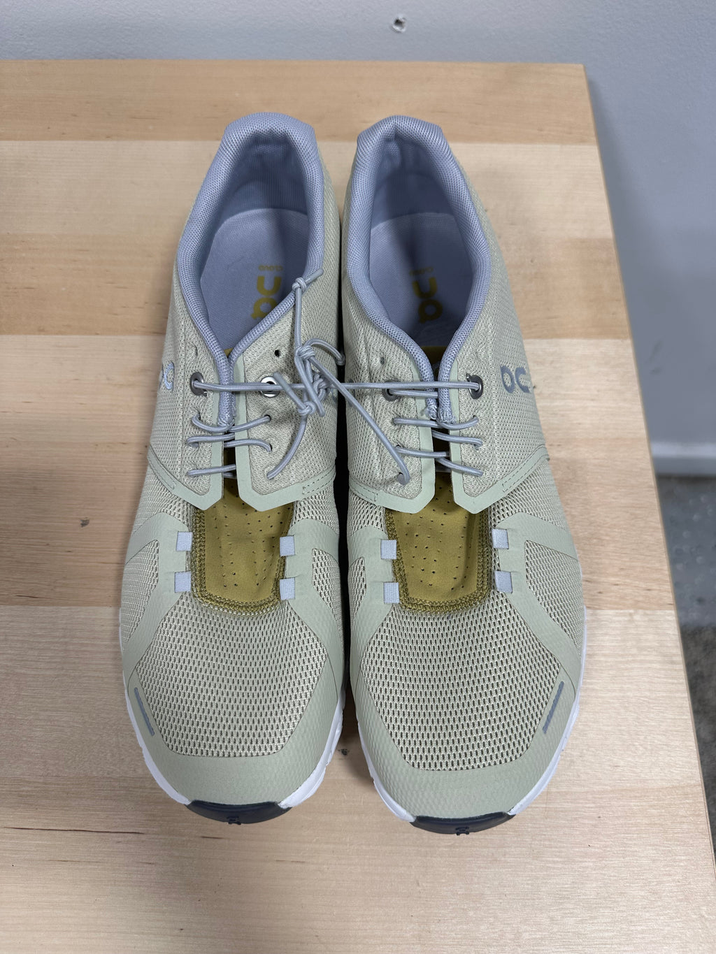 On Running Cloud 5 Haze Bronze Olive Alloy 59.98163 Men’s Size 11